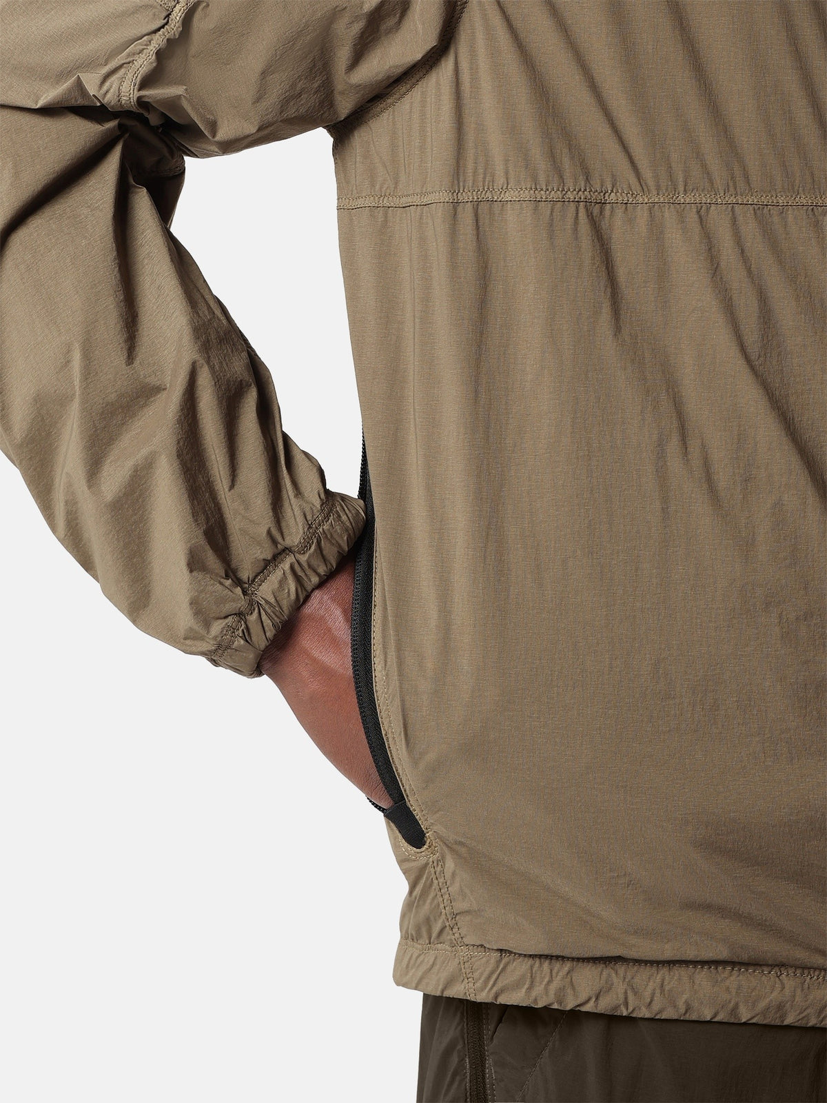 Stone Island Hooded Jacket with Anti-Drop Finish Q100020
