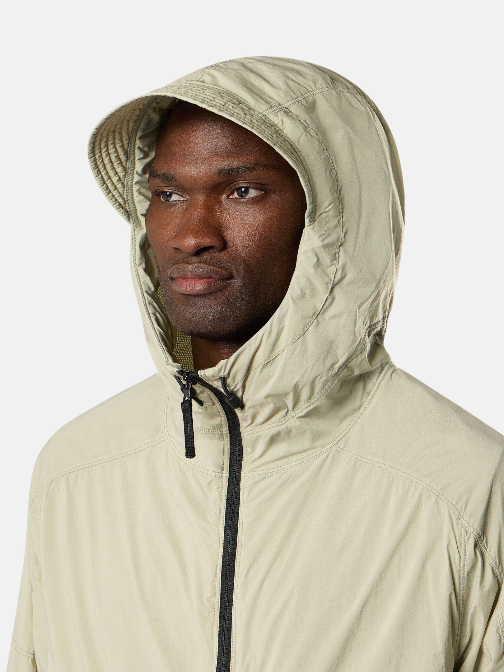 Stone Island Hooded Jacket with Anti-Drop Finish Q100020