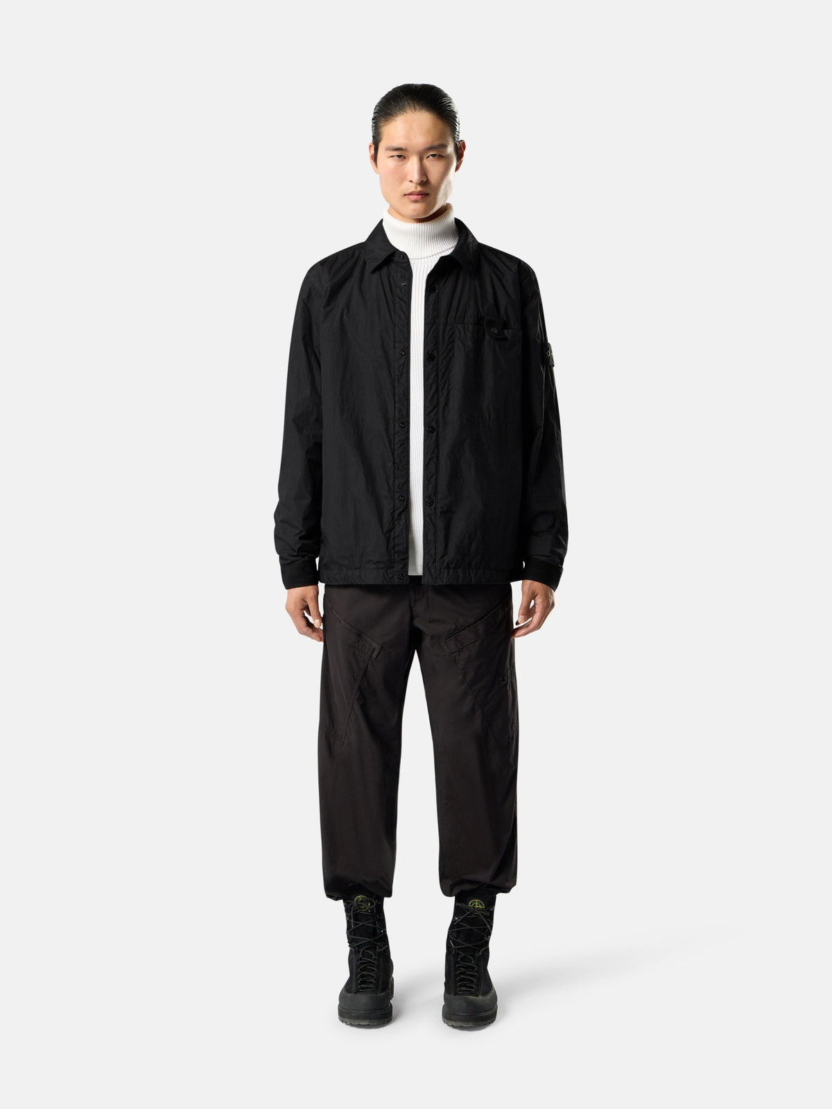 Stone Island Wind-Resistant Padded Coach Jacket with Anti-Drop Q100022