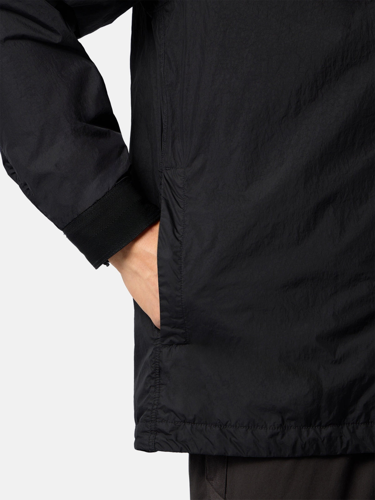 Stone Island Wind-Resistant Padded Coach Jacket with Anti-Drop Q100022