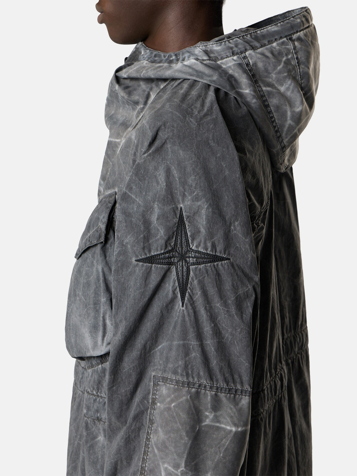 Stone Island Anorak with Anti-Drop Finish Q100035