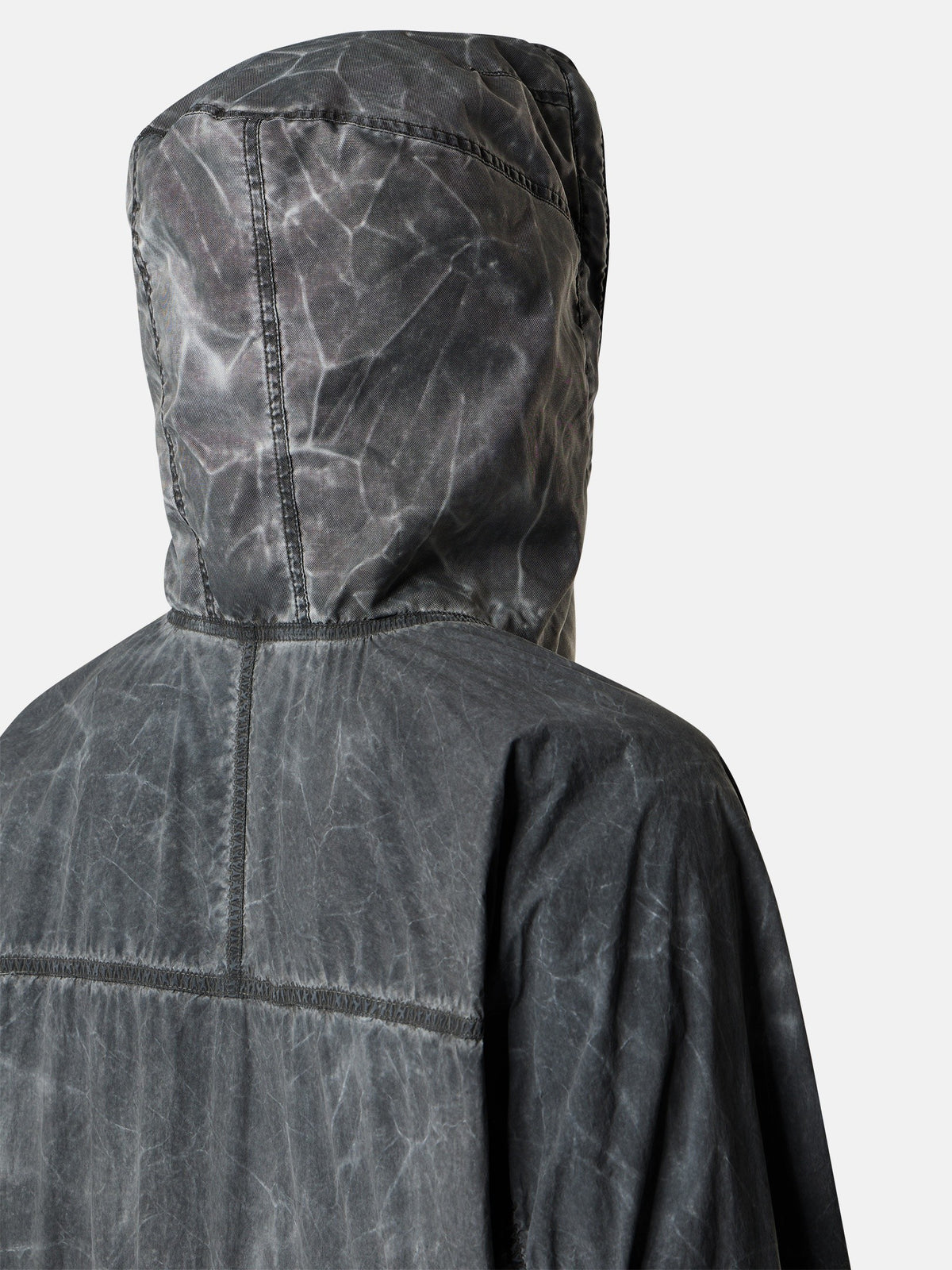 Stone Island Anorak with Anti-Drop Finish Q100035