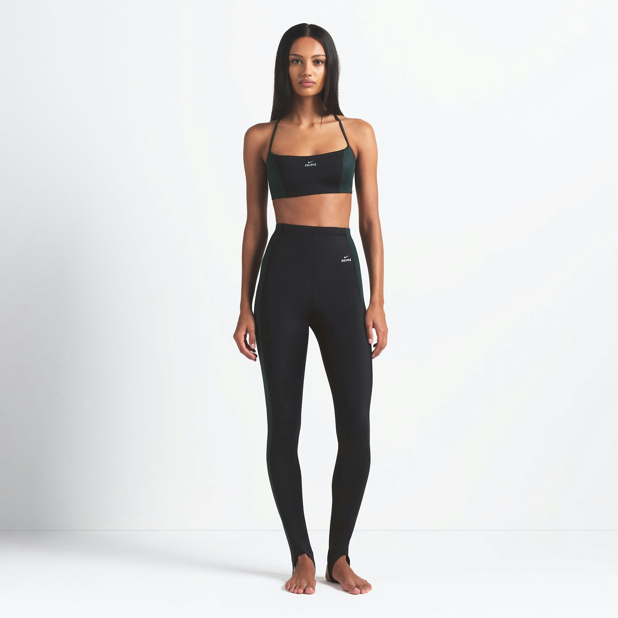 Skims Nikeskims Shine Drawcord Stirrup 26" Legging Obsidian And Dark Teal