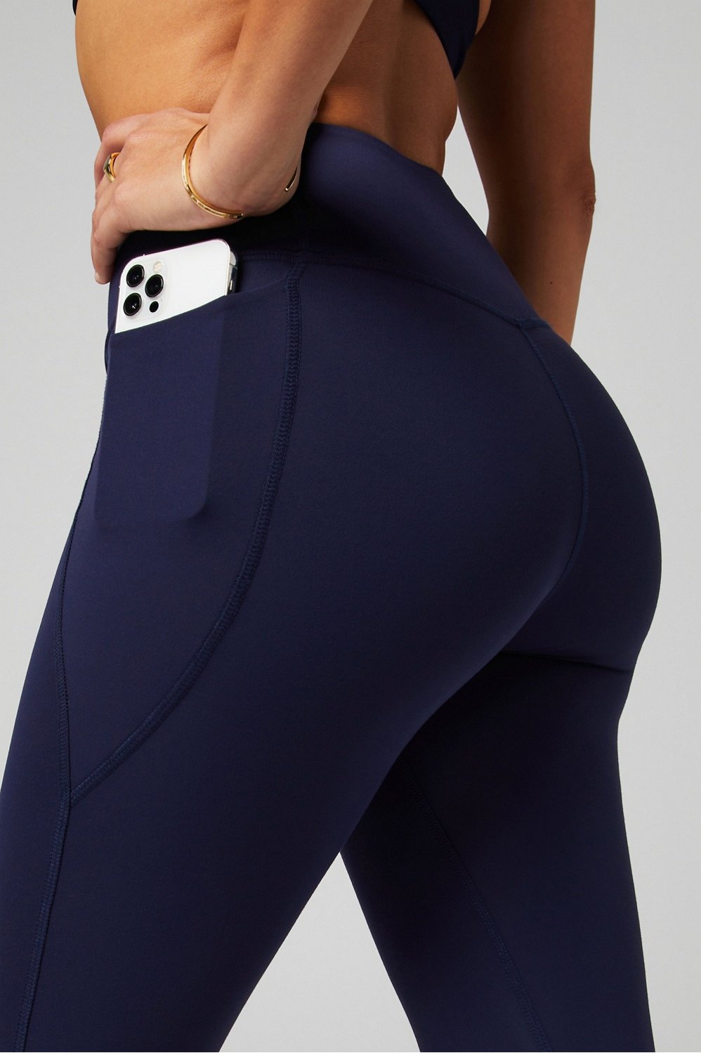 #color_deep-navy