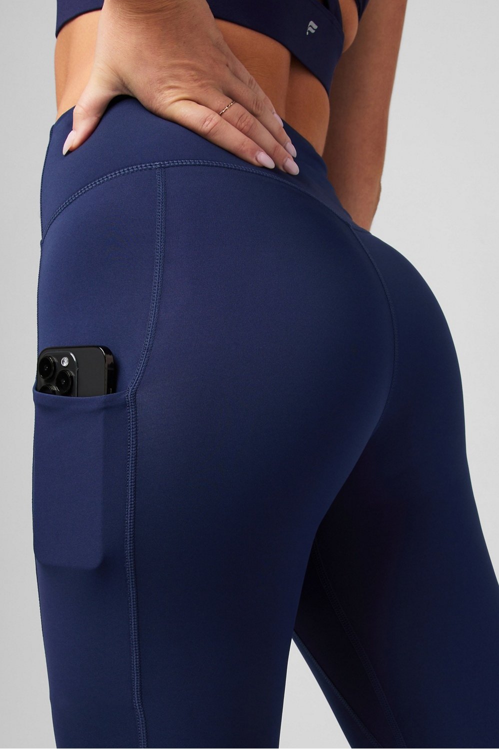 #color_deep-navy
