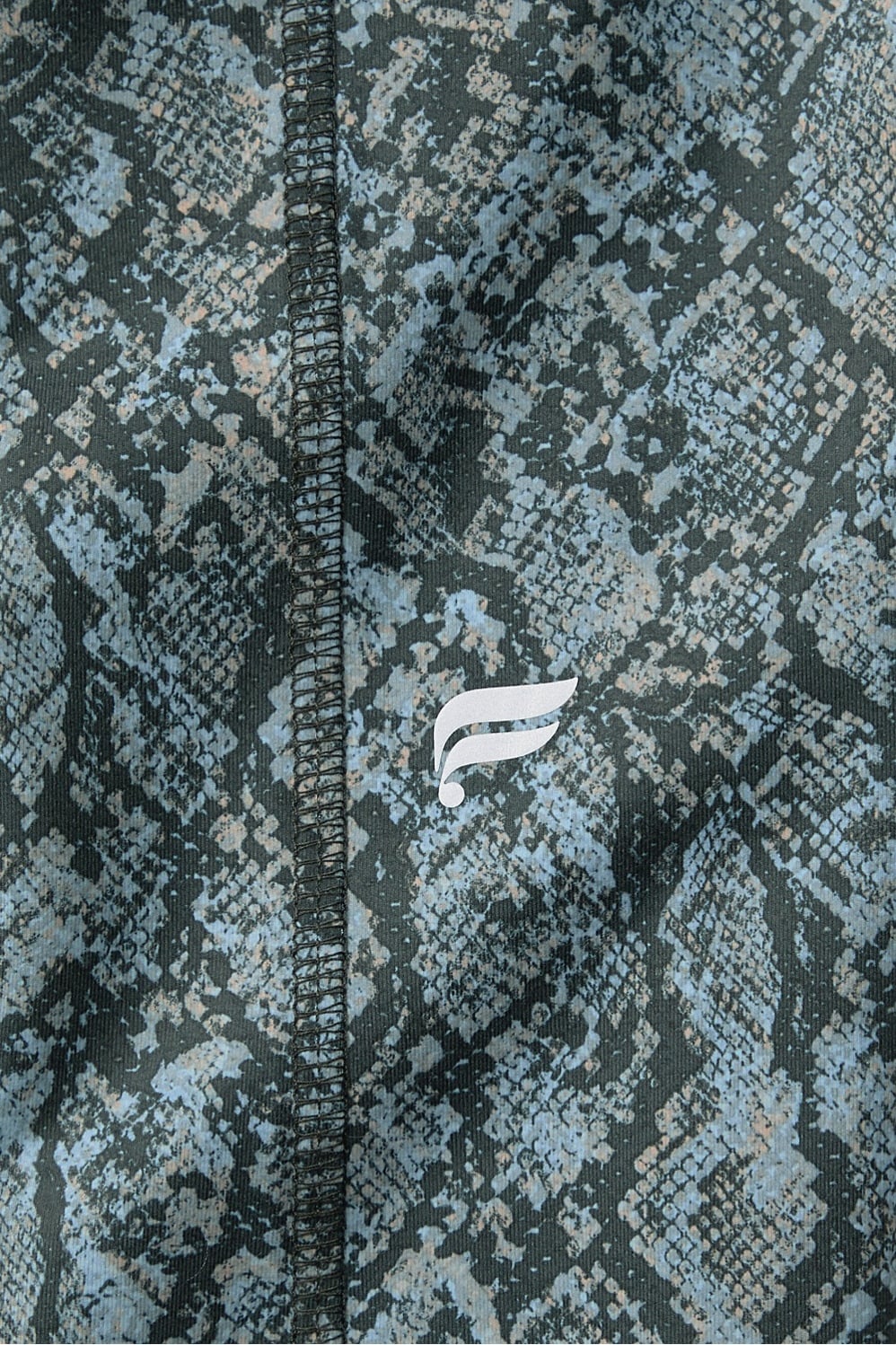 Fabletics Oasis PureLuxe Crossover 7/8 Legging