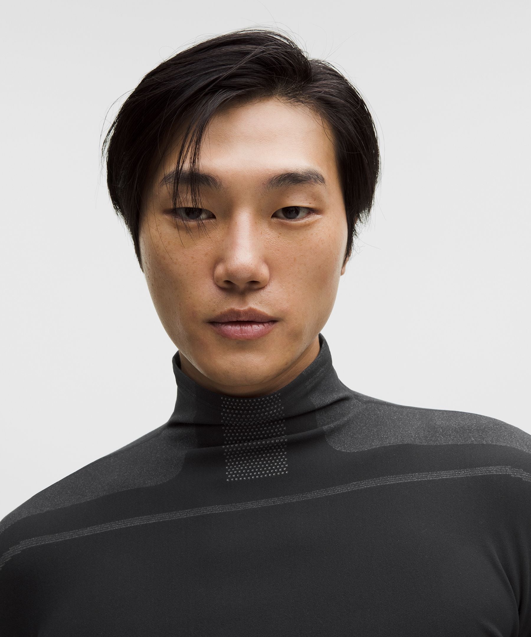 Lululemon Team Canada Men's Seamless Mockneck Base Layer *COC Logo