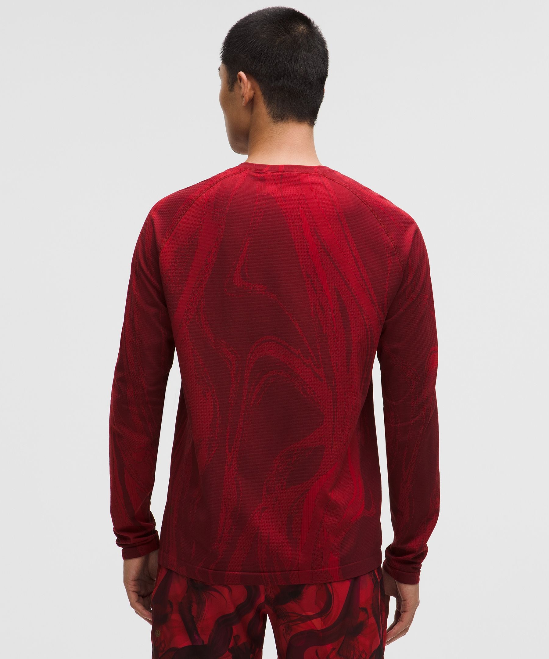 #color_swirling-plumes-oxford-red/burgundy-bay