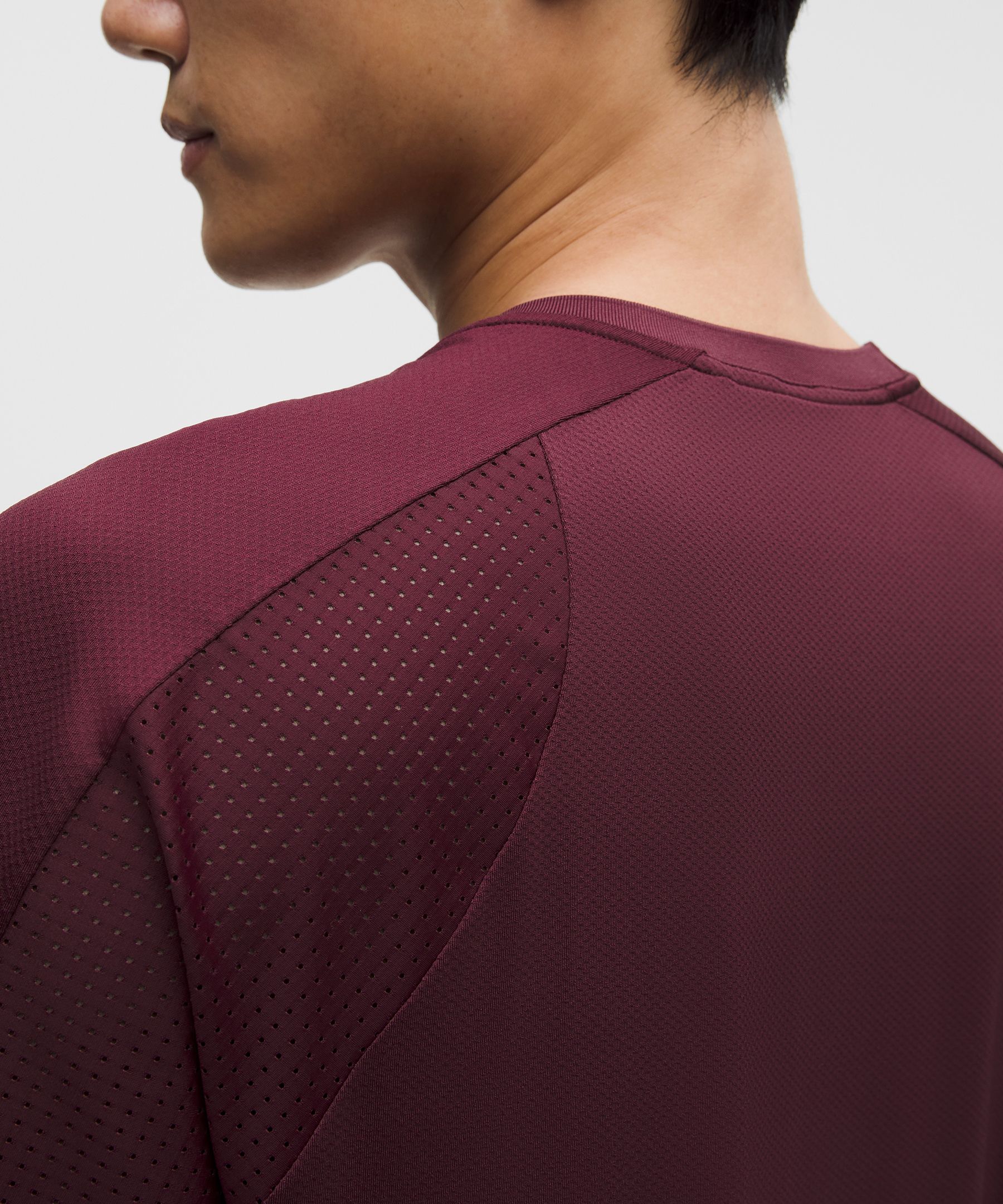 #color_burgundy-bay/burgundy-bay