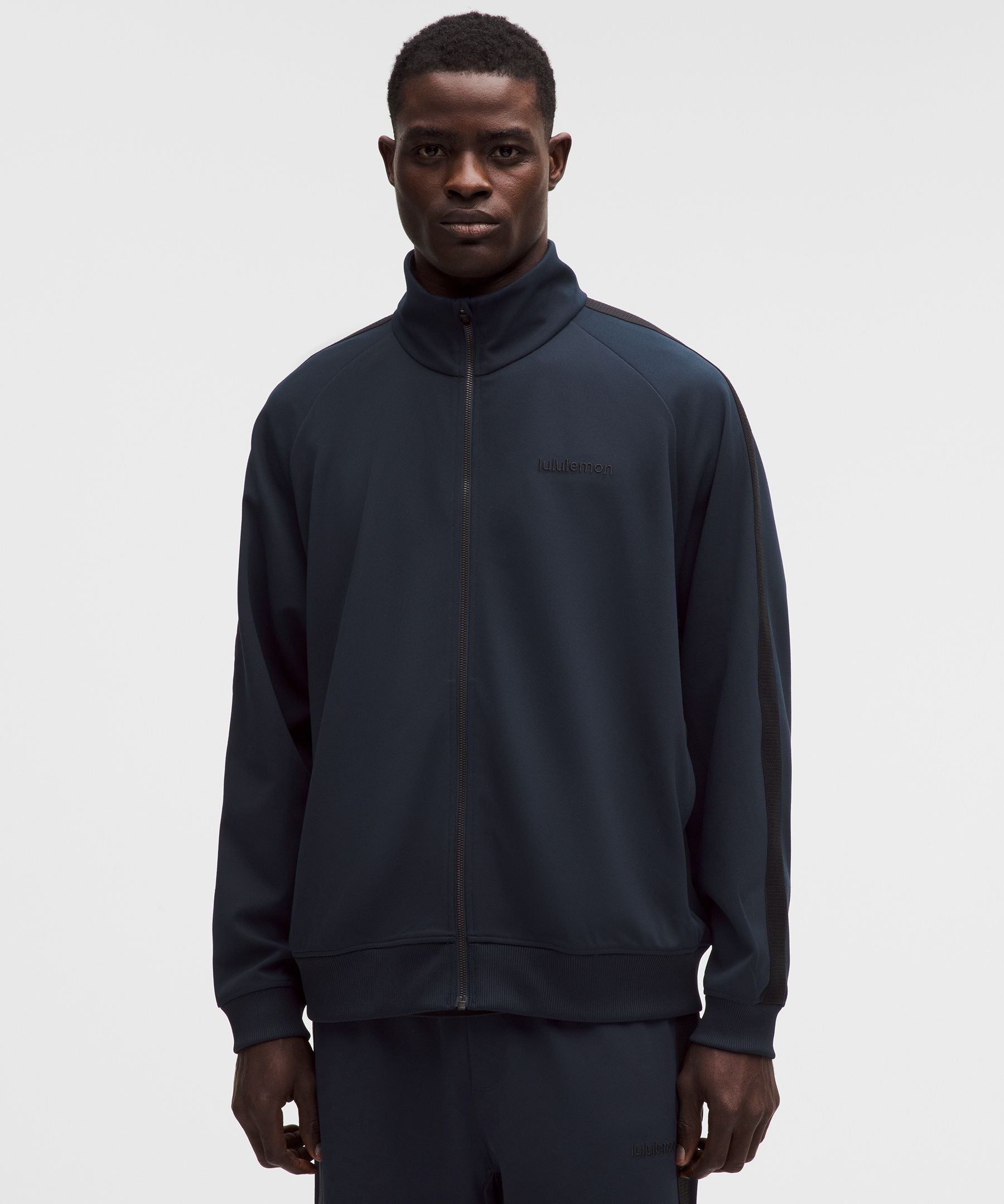 #color_true-navy
