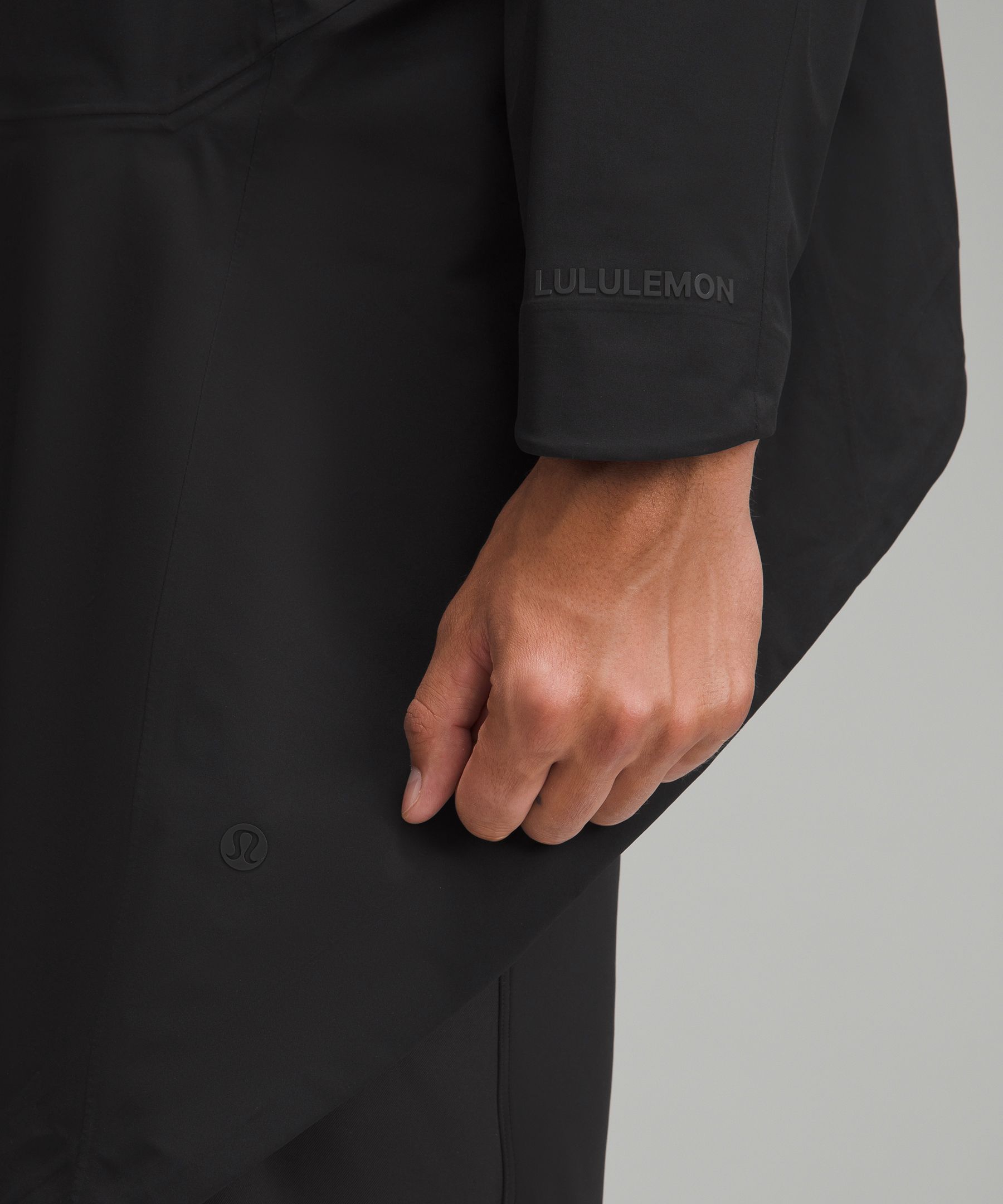 Lululemon Men's Seated-Fit Packable Rain Poncho