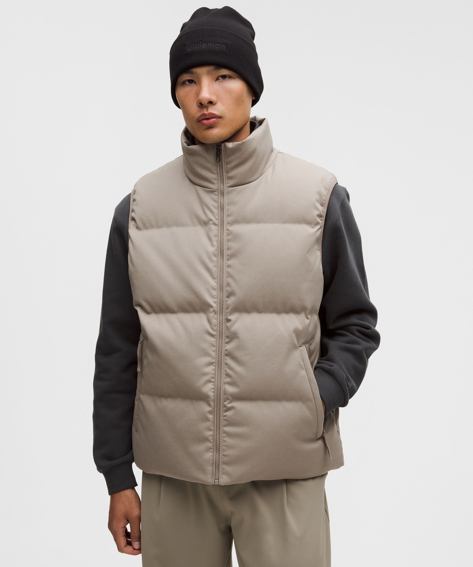 #color_warm-ash-grey