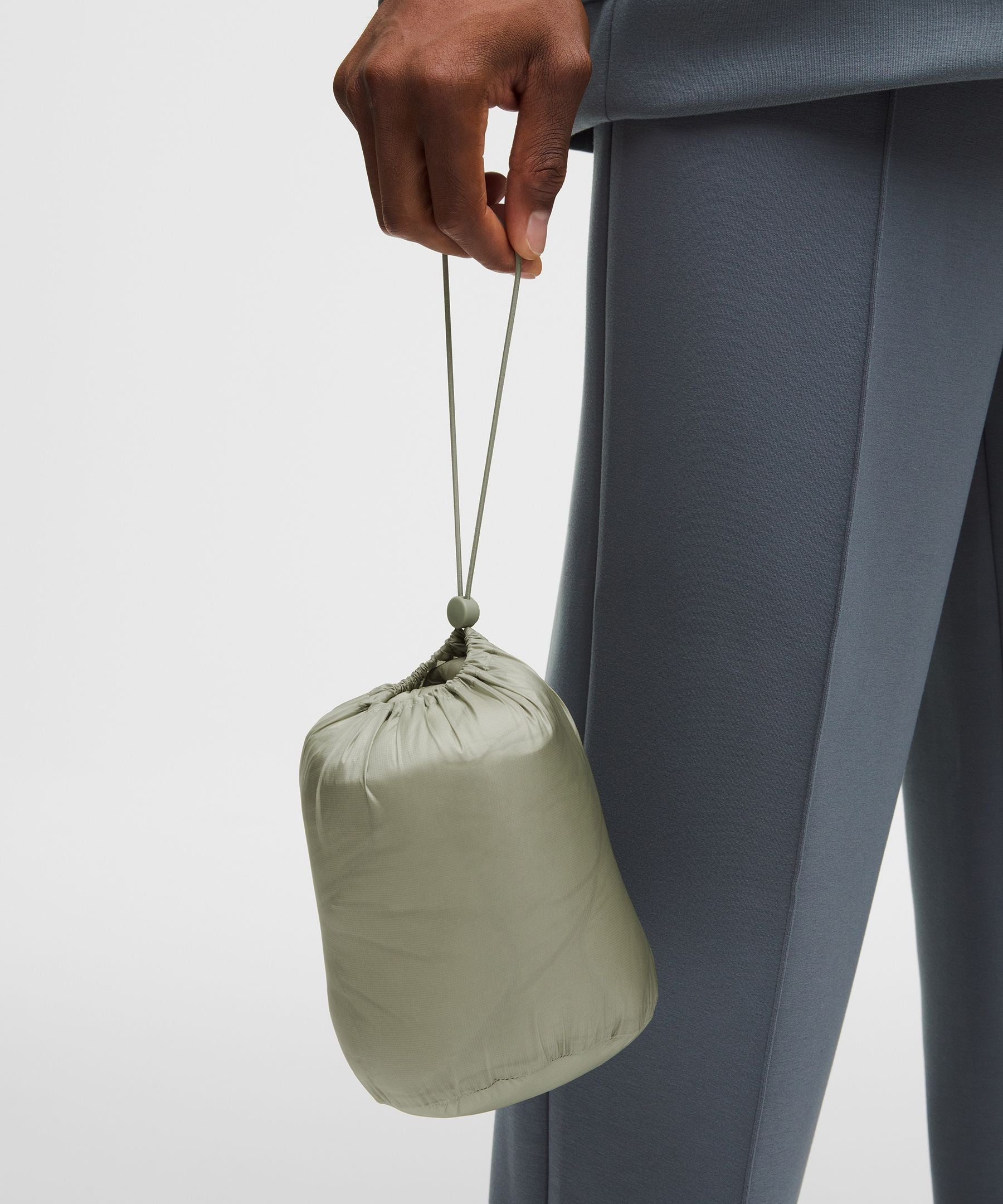 Lululemon Men's Featherweight 900-Down-Fill Quilted Vest