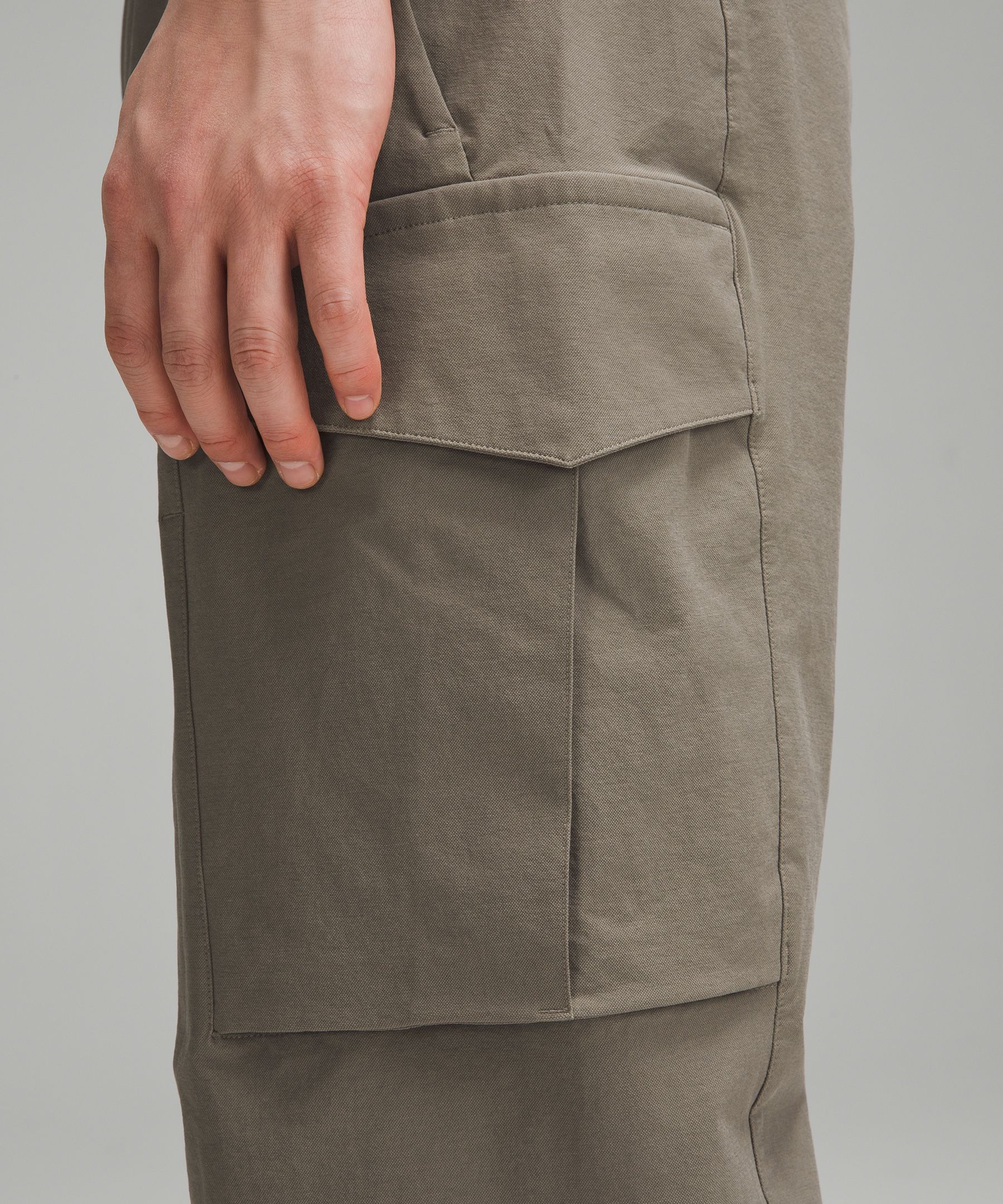 Lululemon Stretch Cotton VersaTwill Relaxed-Fit Cargo Pant