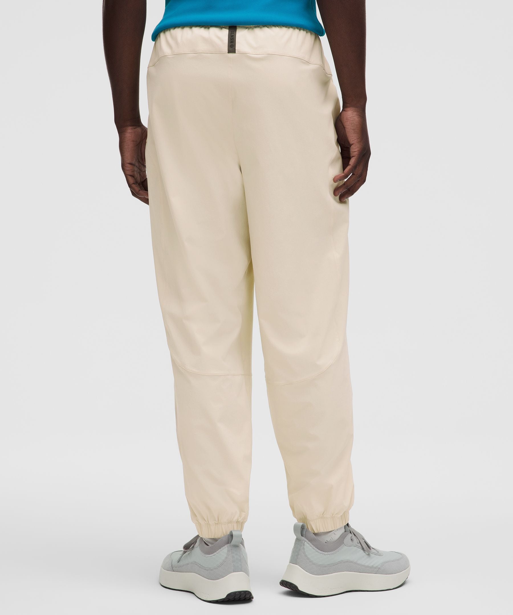 #color_natural-ivory