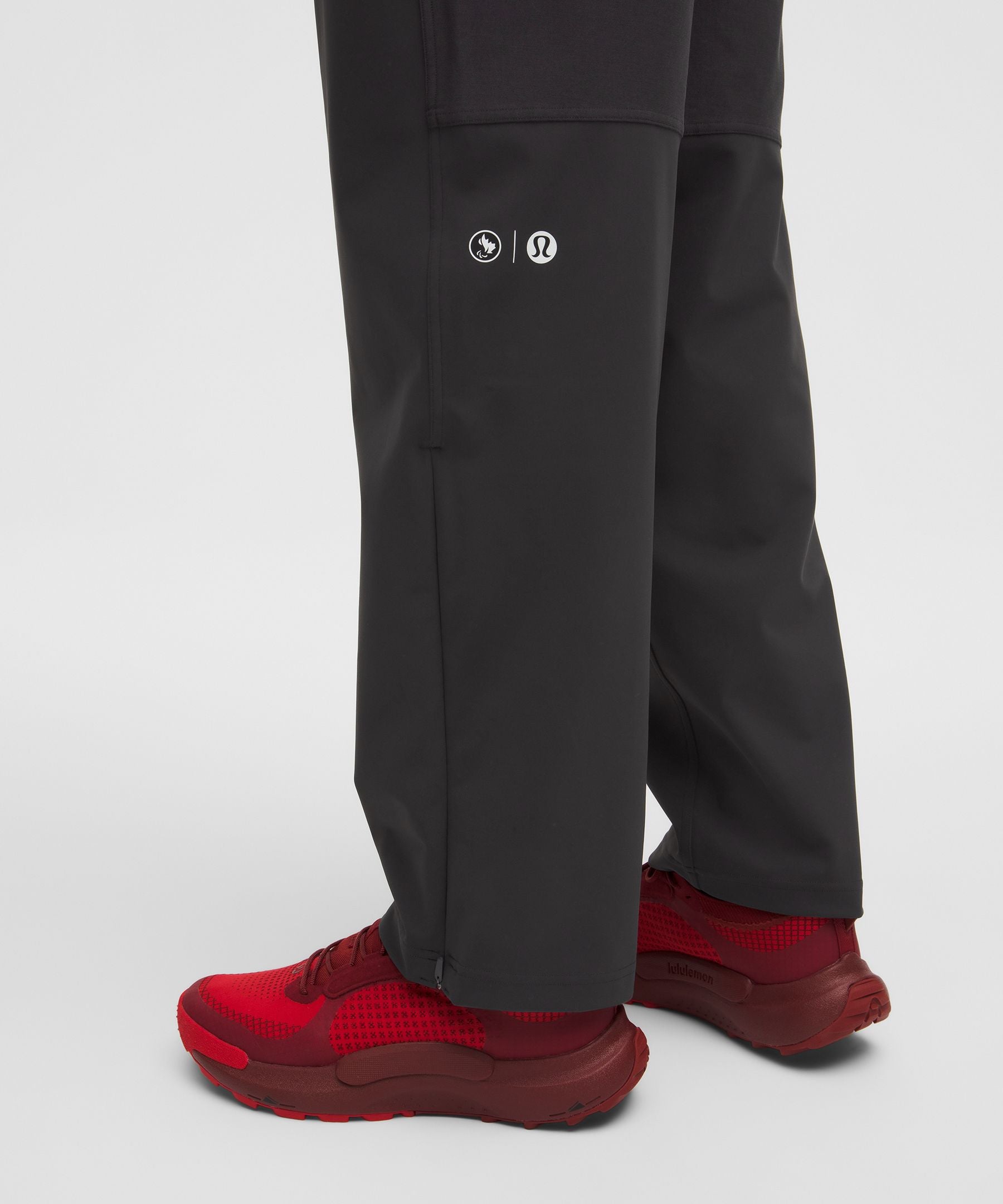 Lululemon Team Canada Cold Weather Straight-Leg Pant Regular *CPC Logo