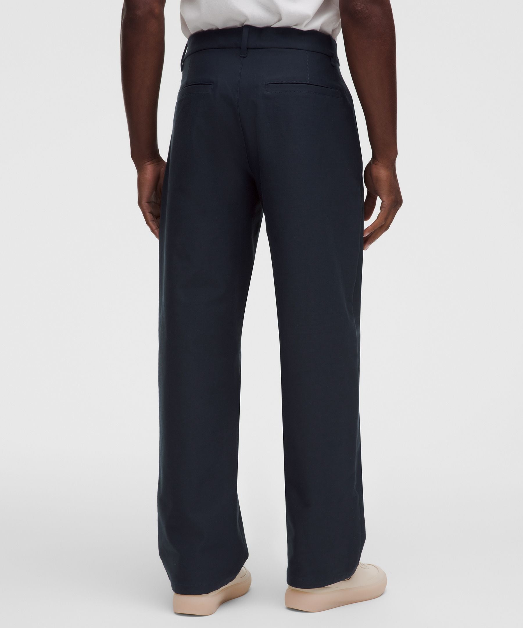 Lululemon Slacker Loose-Straight Trouser 32L
