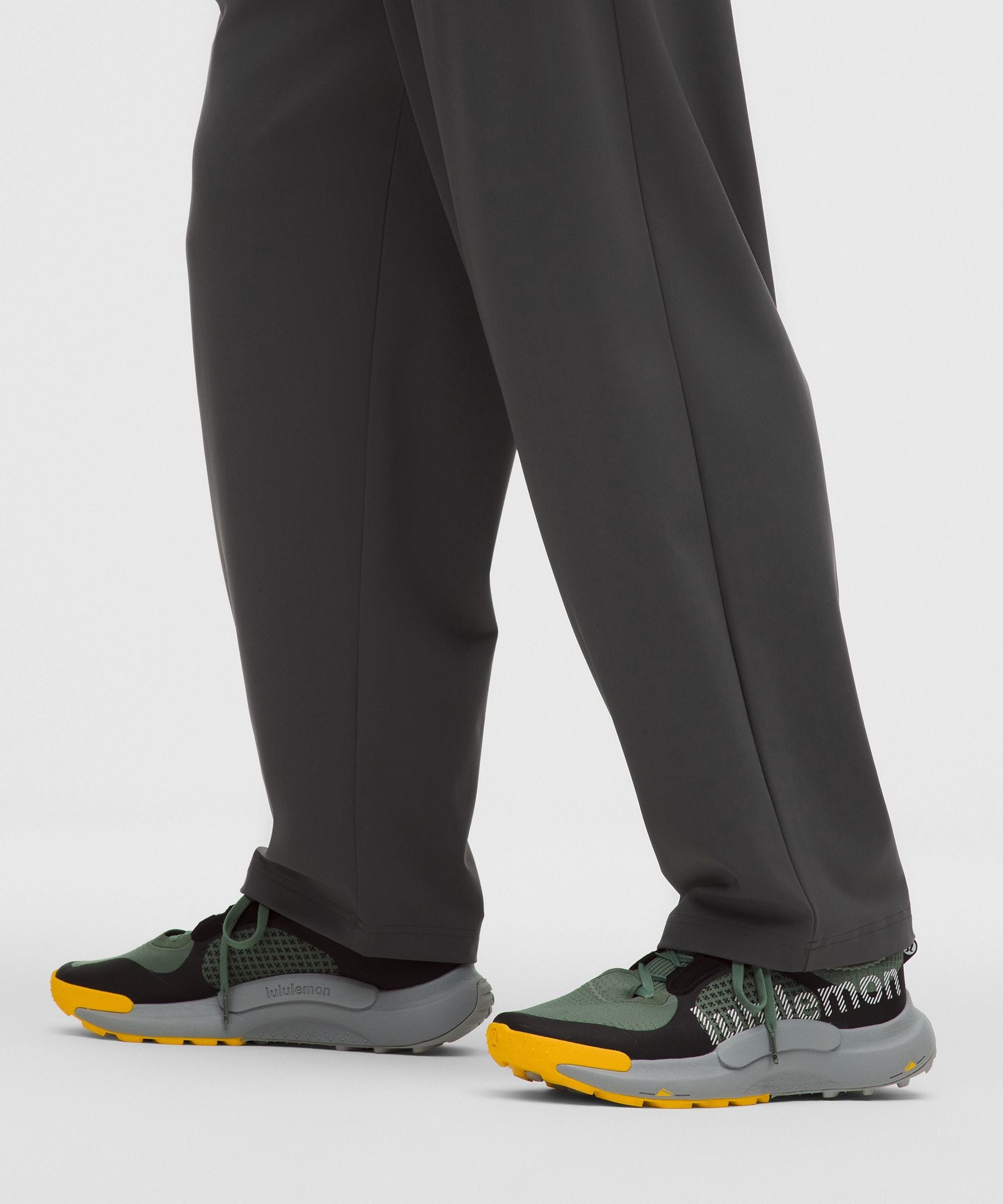 Lululemon Men's Daydrift Relaxed-Fit Pleated Trouser Shorter *No Belt Loops