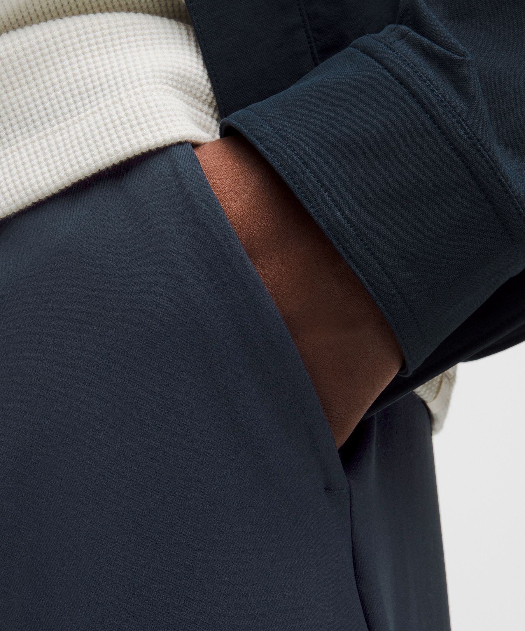 Lululemon Men's Daydrift Relaxed-Fit Pleated Trouser Shorter *No Belt Loops