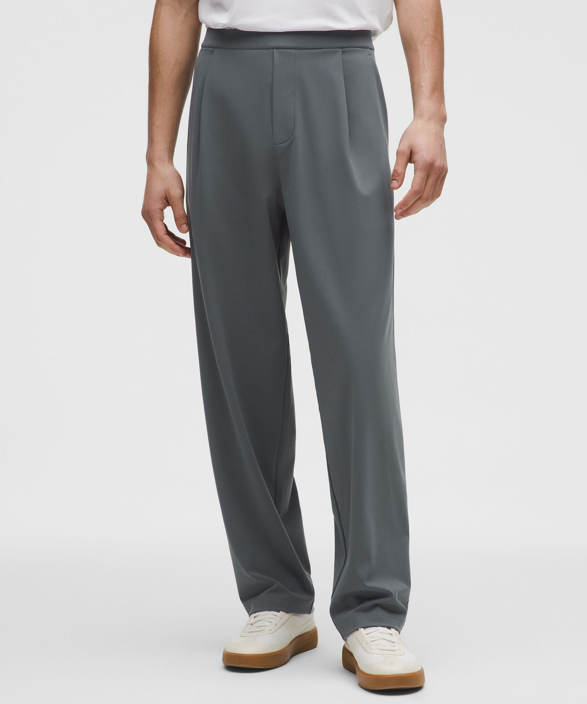 Lululemon Men's Daydrift Relaxed-Fit Pleated Trouser *Shorter