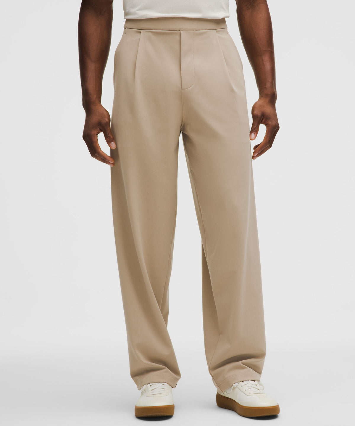 Lululemon Men's Daydrift Relaxed-Fit Pleated Trouser *Regular