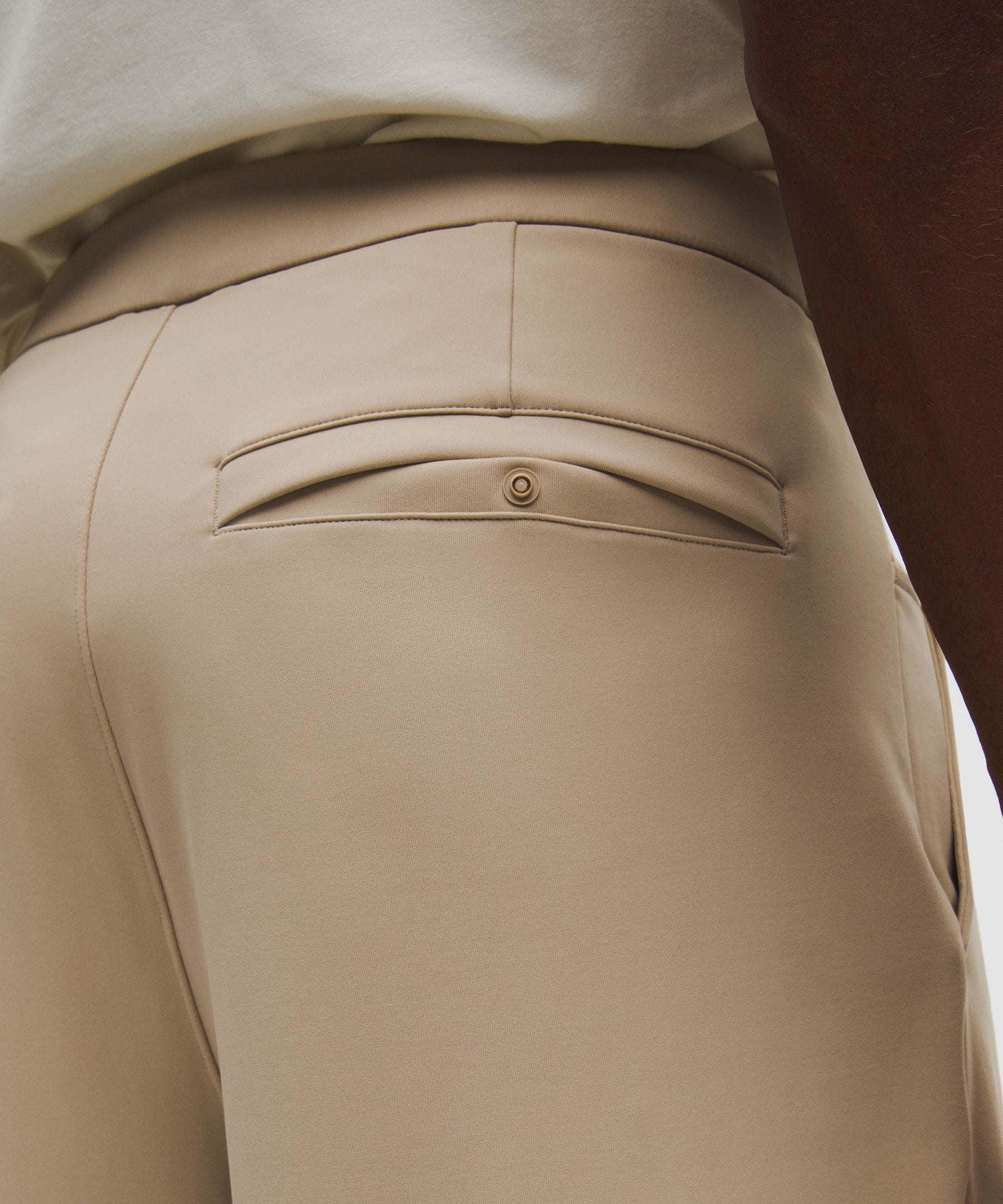 Lululemon Men's Daydrift Relaxed-Fit Pleated Trouser *Regular