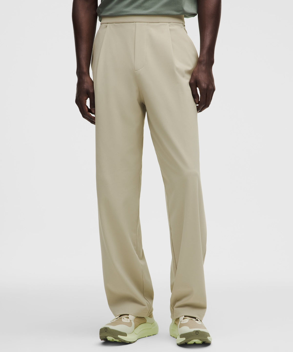 Lululemon Men's Daydrift Relaxed-Fit Pleated Trouser *Regular