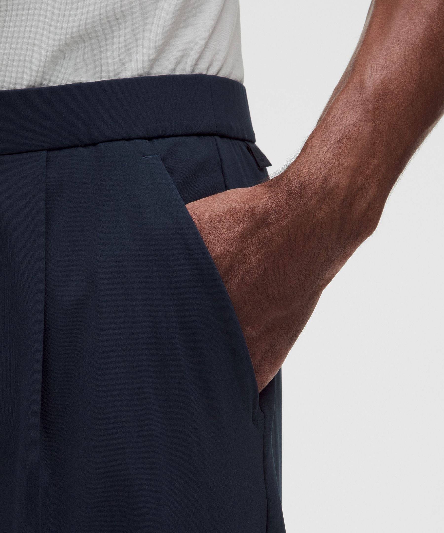Lululemon Men's Daydrift Relaxed-Fit Pleated Trouser Regular *No Belt Loops