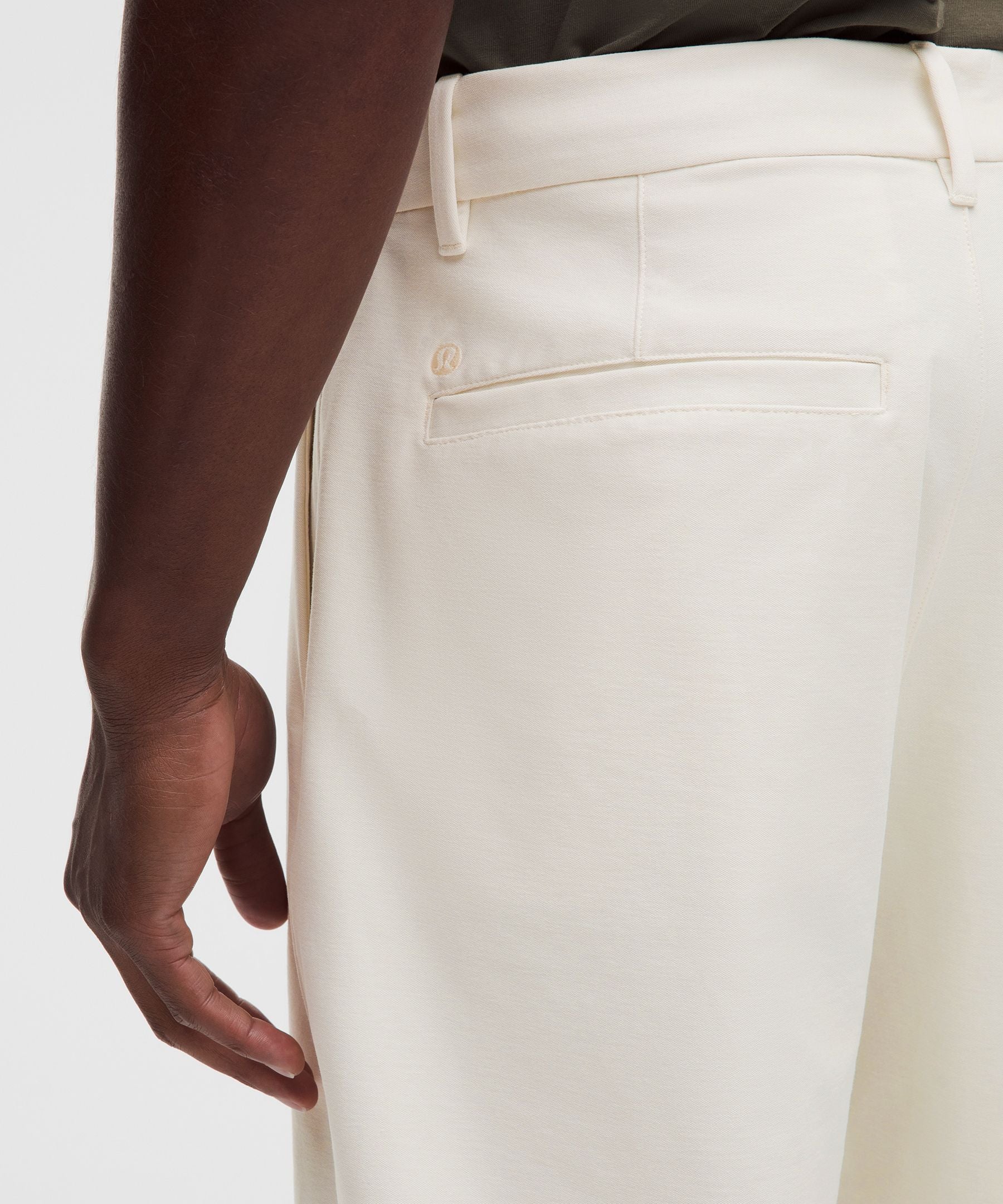 Lululemon Slacker Loose-Straight Trouser 32L *Light