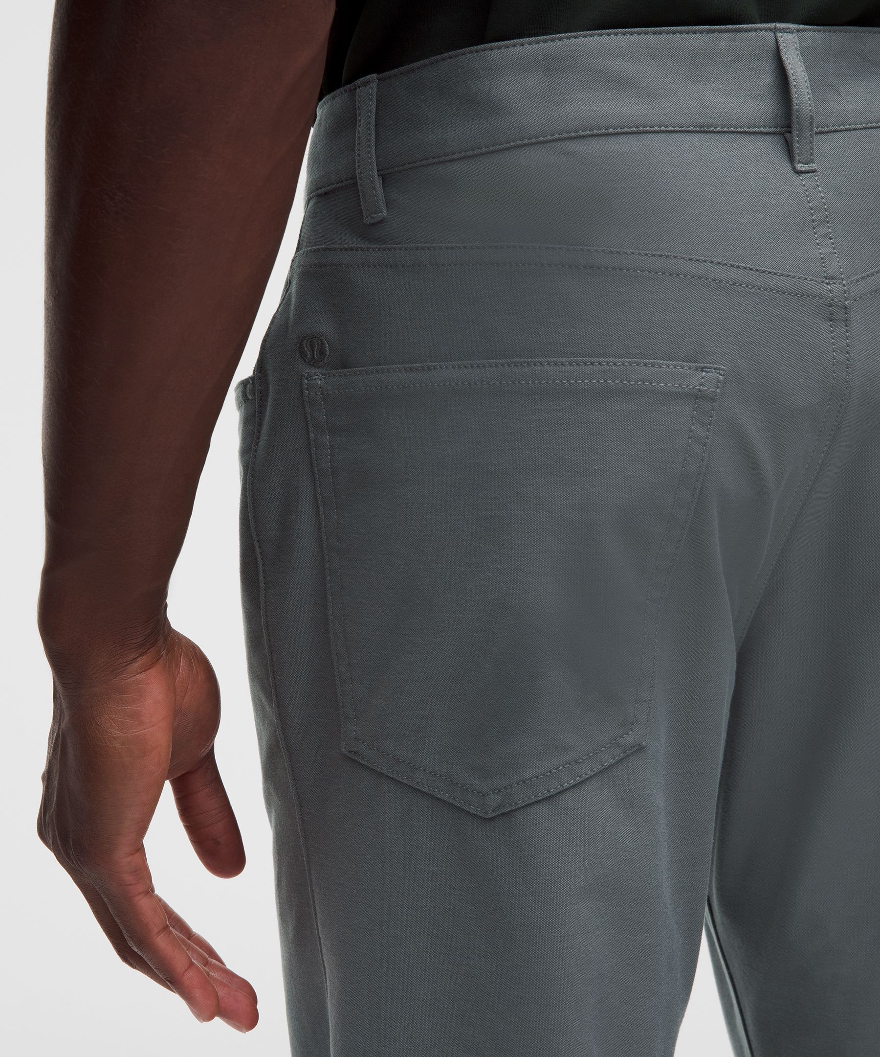 Lululemon EasyFive Classic-Straight Pant 32L *Light