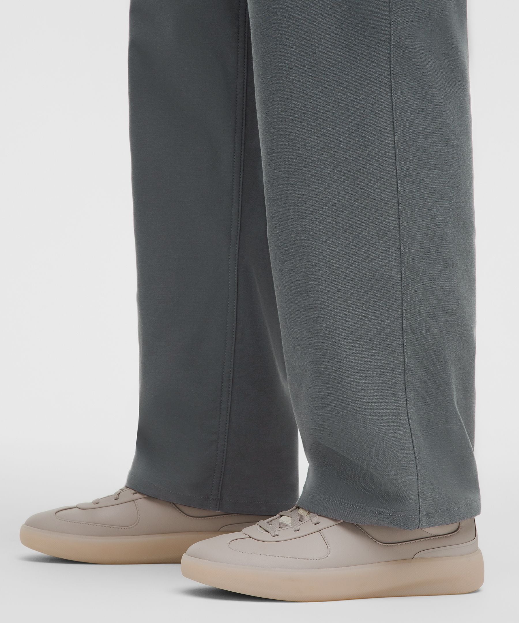 Lululemon EasyFive Loose-Straight Pant 32L *Light