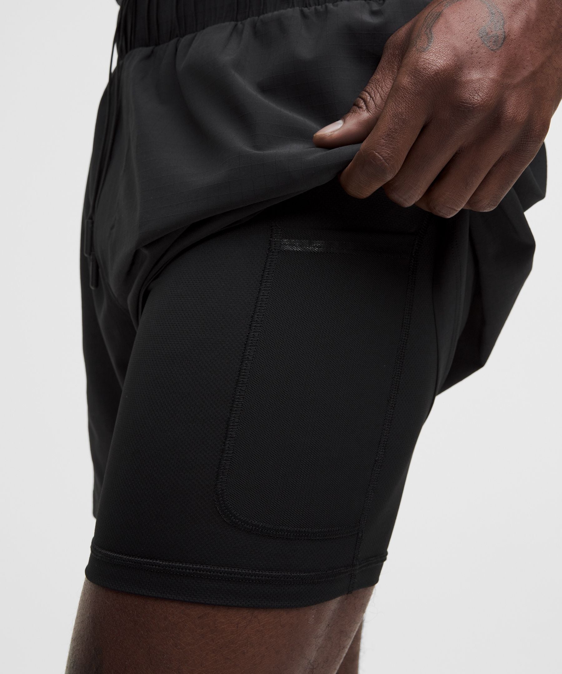 Lululemon Mile Maker Ripstop Lined Short 6"