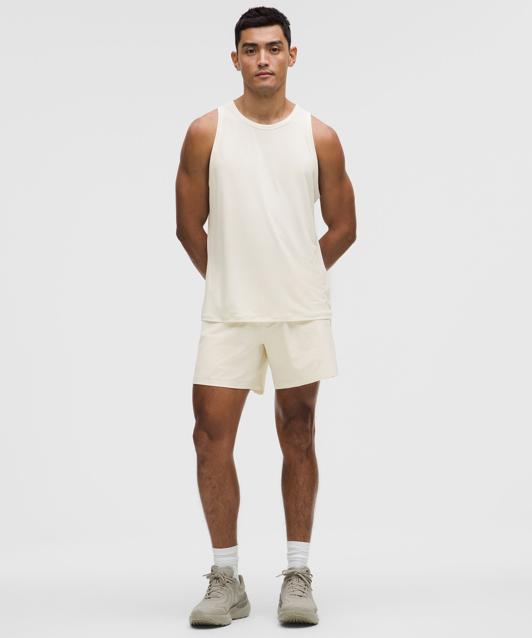 Lululemon Mile Maker Ripstop Lined Short 6"