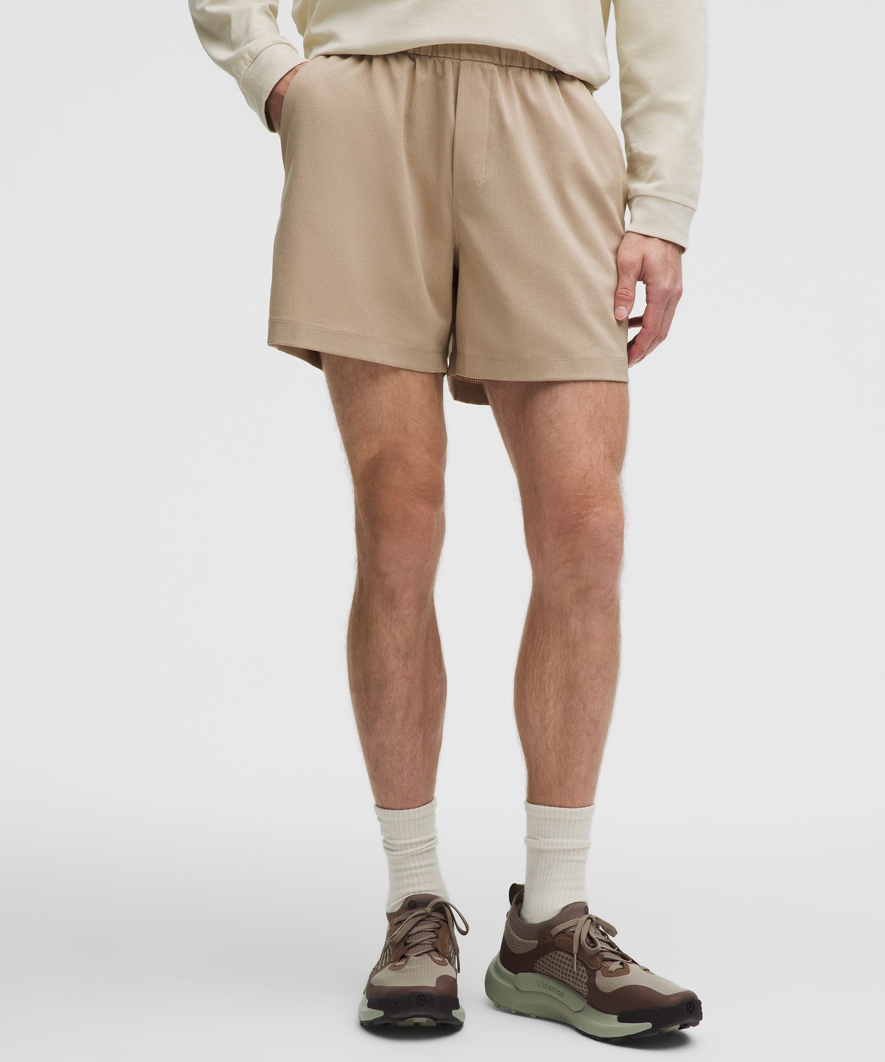 #color_wacky-khaki