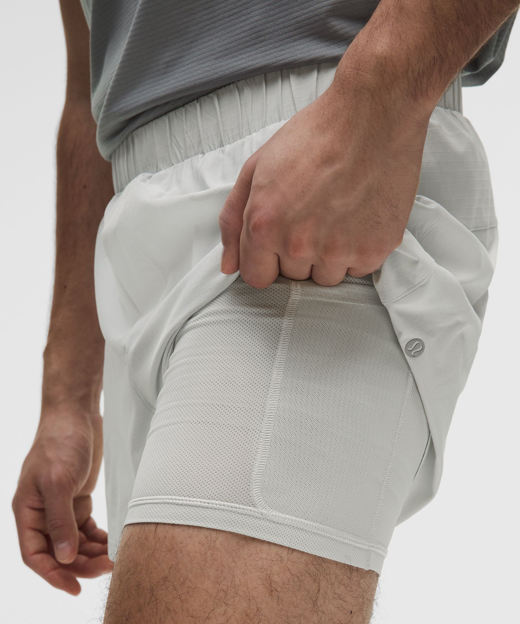 Lululemon Mile Maker Ripstop Lined Short 4"