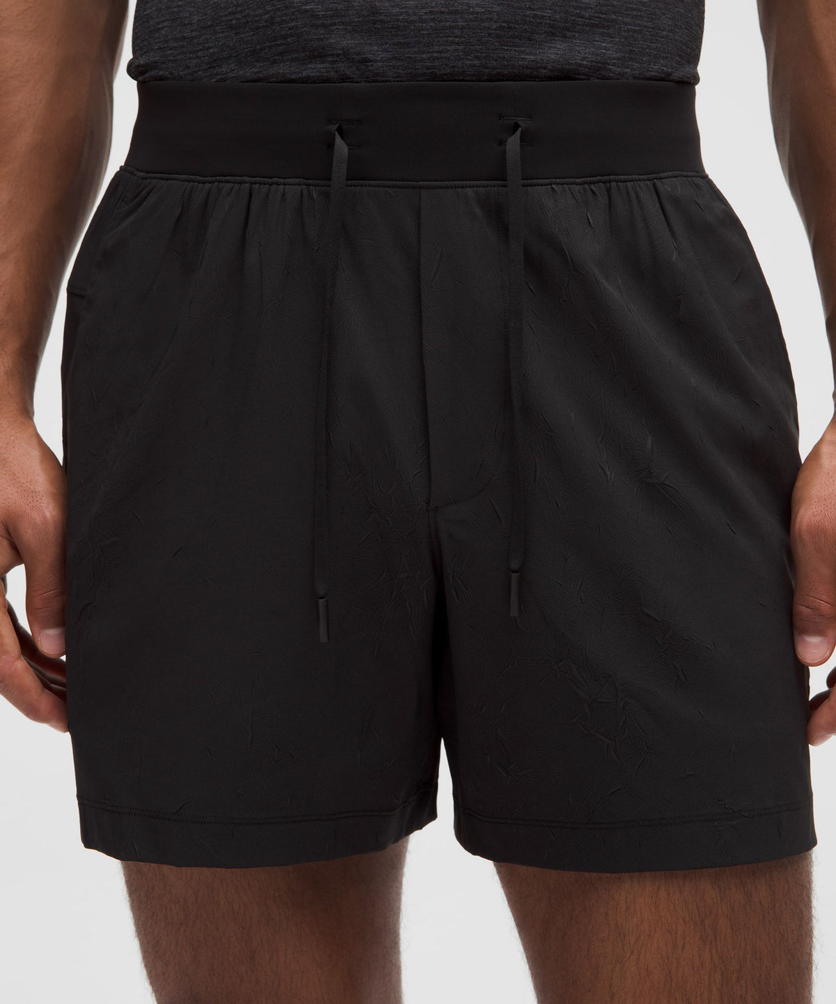 Lululemon Zeroed In Linerless Crinkle Texture Short 5"