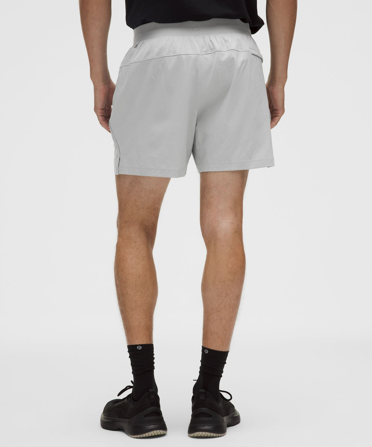 Lululemon Zeroed In Linerless Crinkle Texture Short 5"