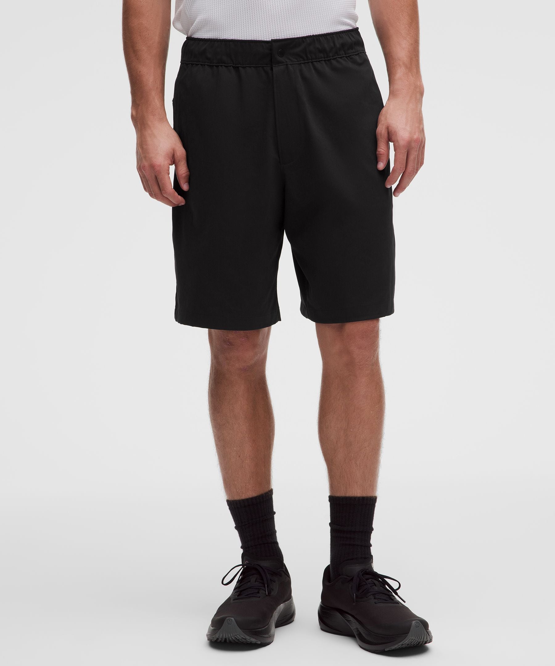 Lululemon Unshaken Relaxed Pull-On Short 9"