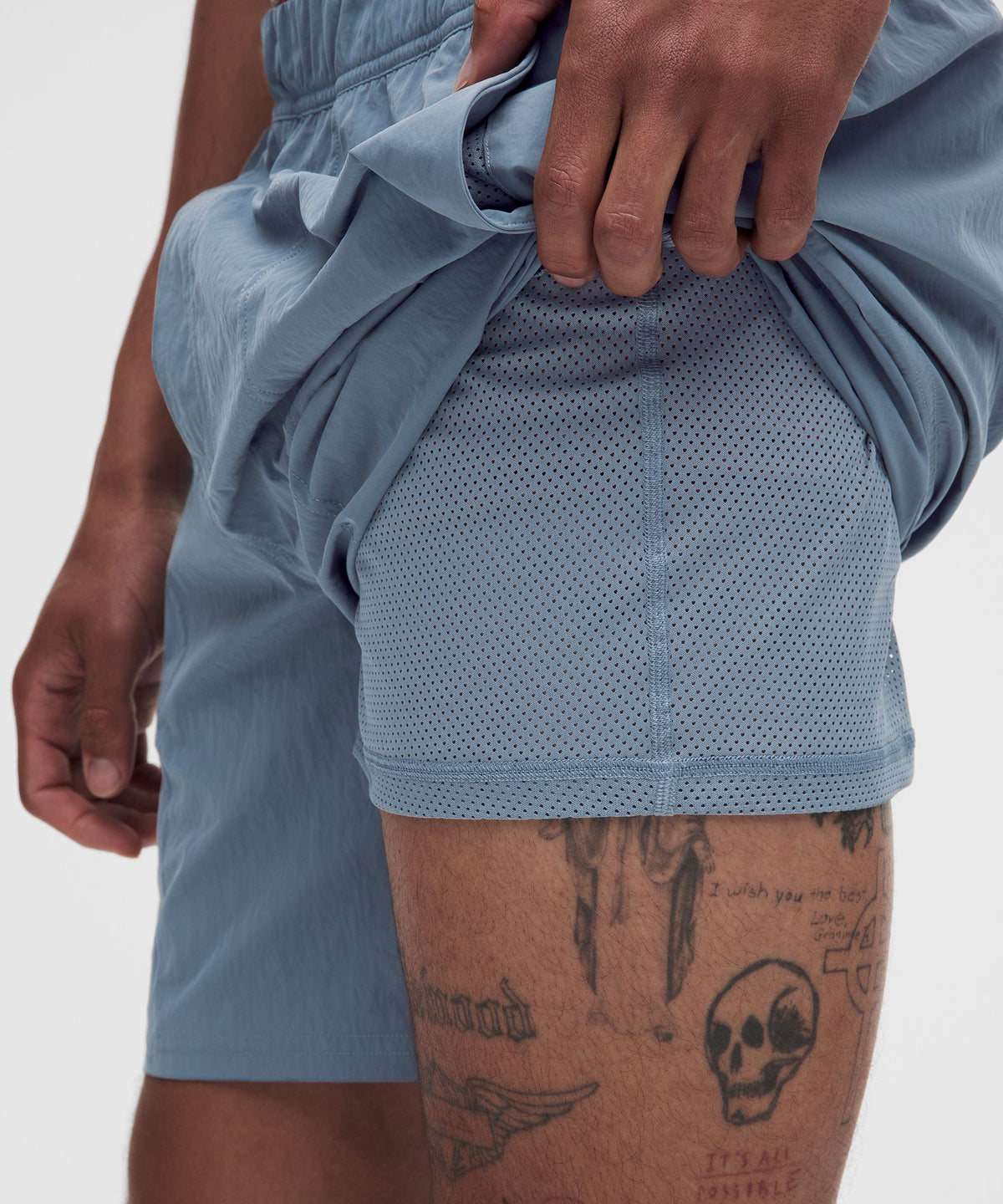 Lululemon Beach to Trail Lined Short 7"