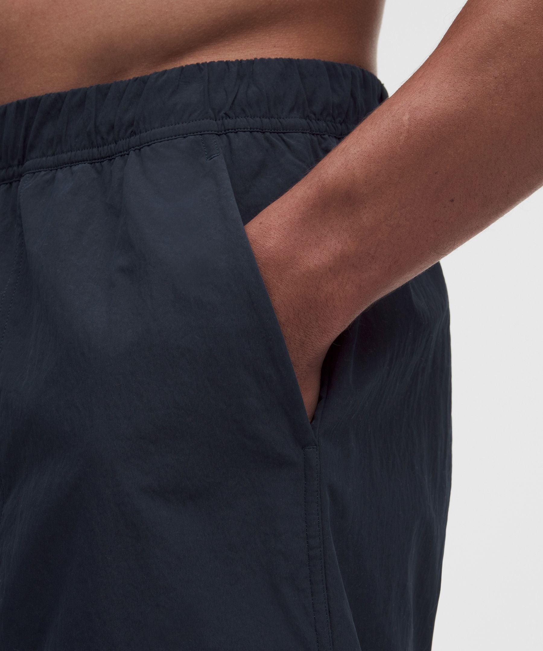 Lululemon Beach to Trail Lined Short 5"