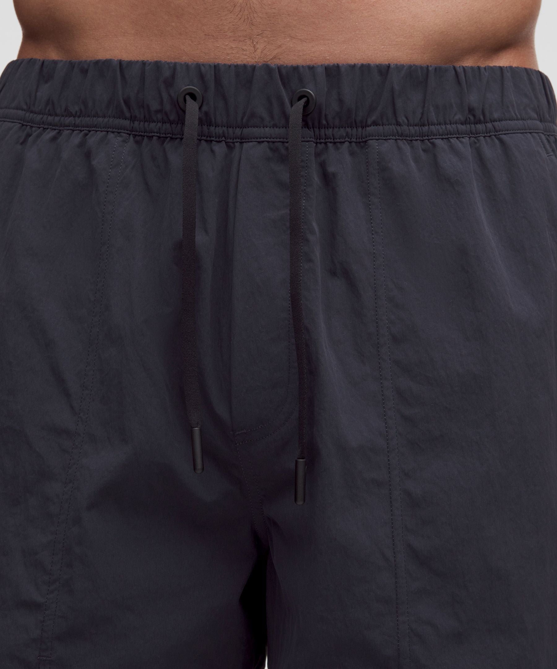 Lululemon Beach to Trail Lined Short 5"