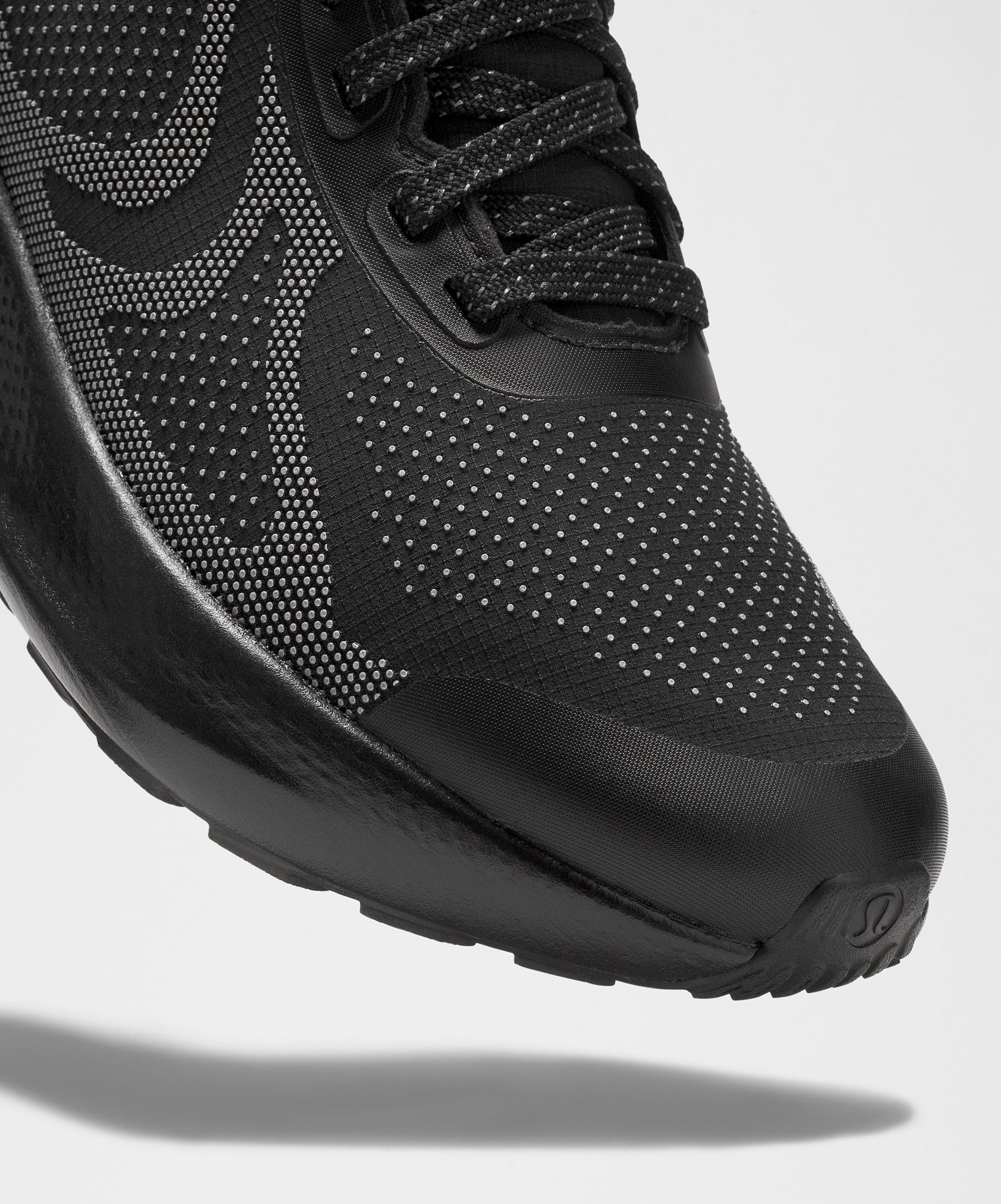 Lululemon Men's Beyondfeel Waterproof Running Shoe