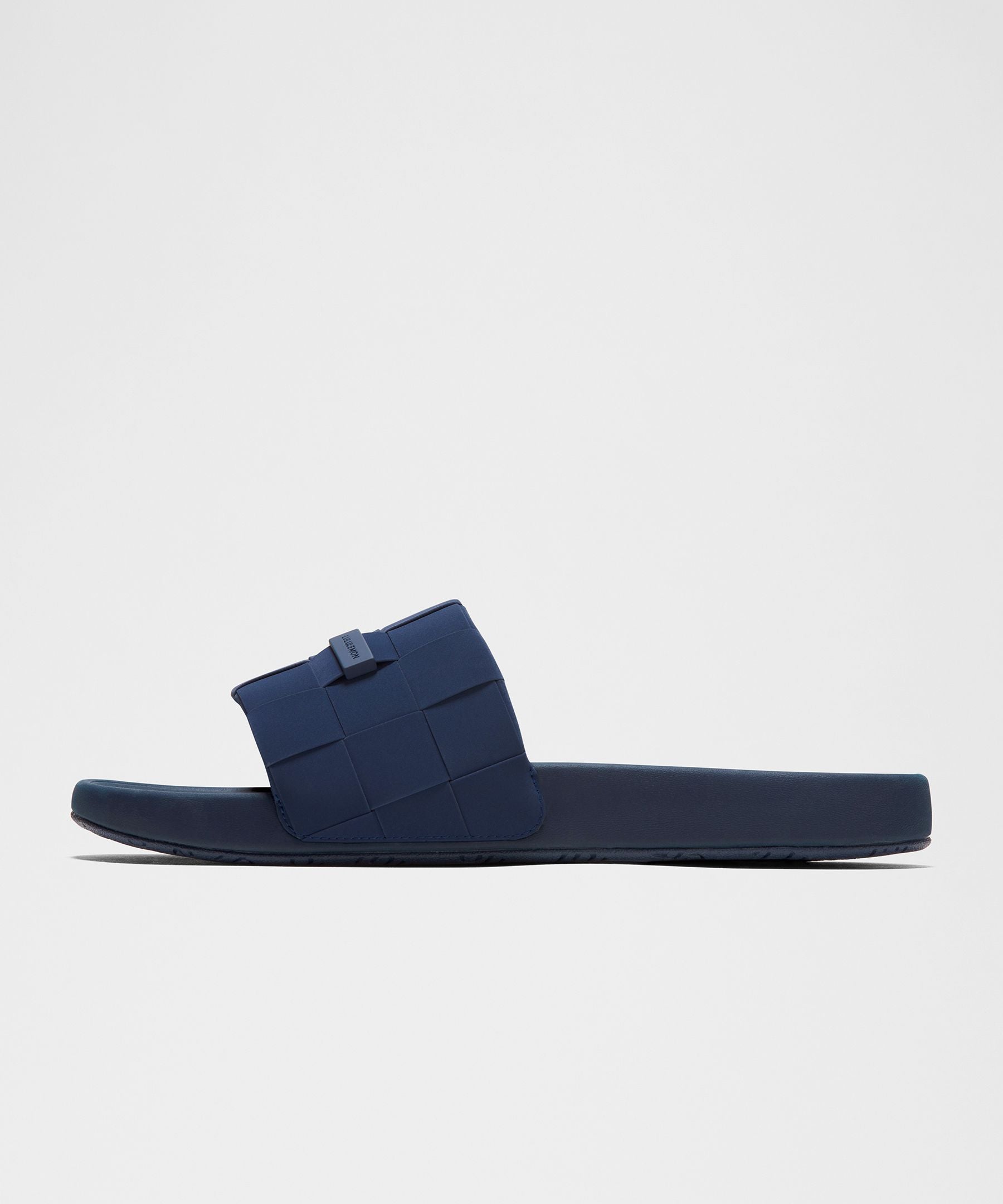 Lululemon Men's Restfeel Woven Slide