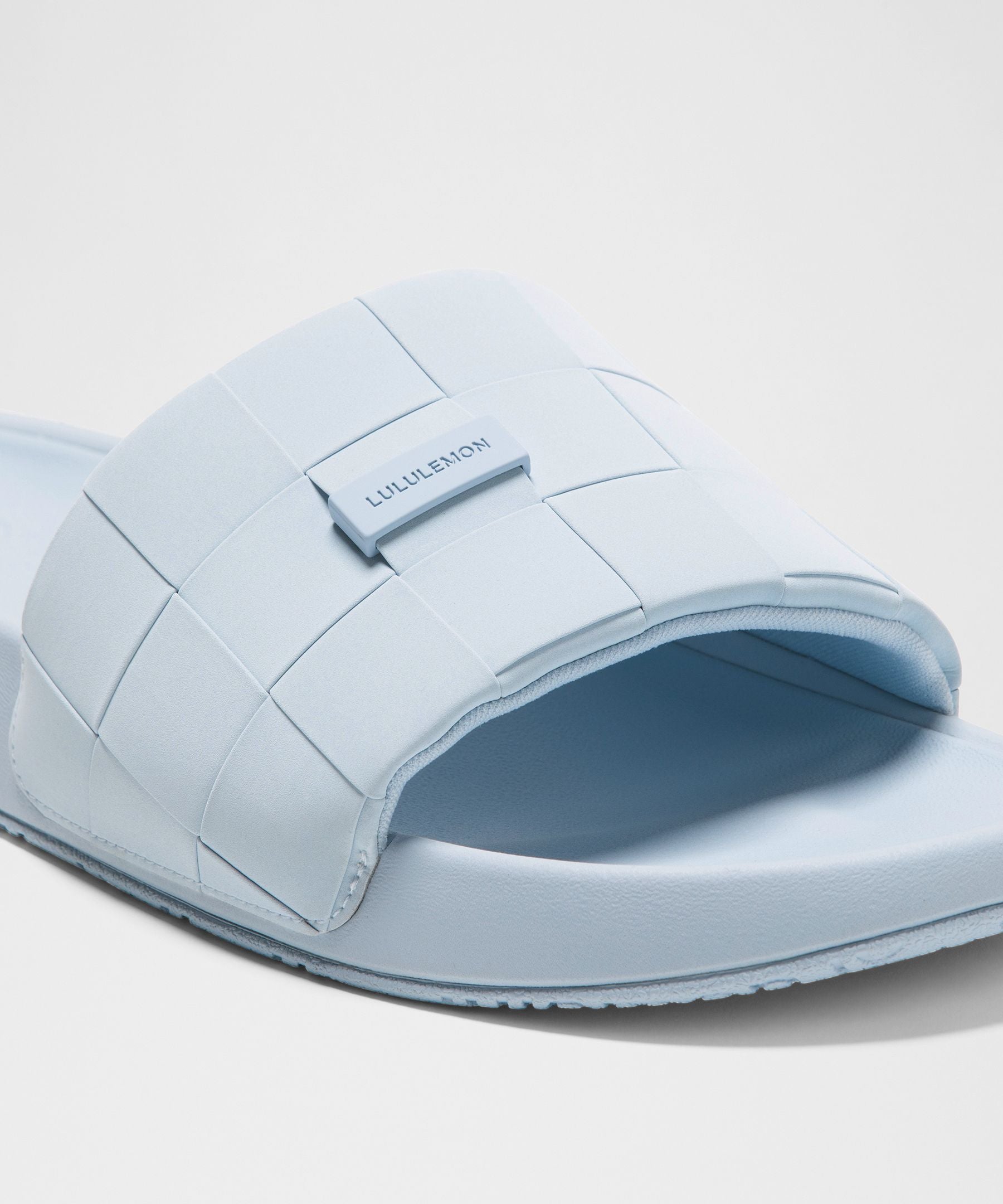 Lululemon Men's Restfeel Woven Slide