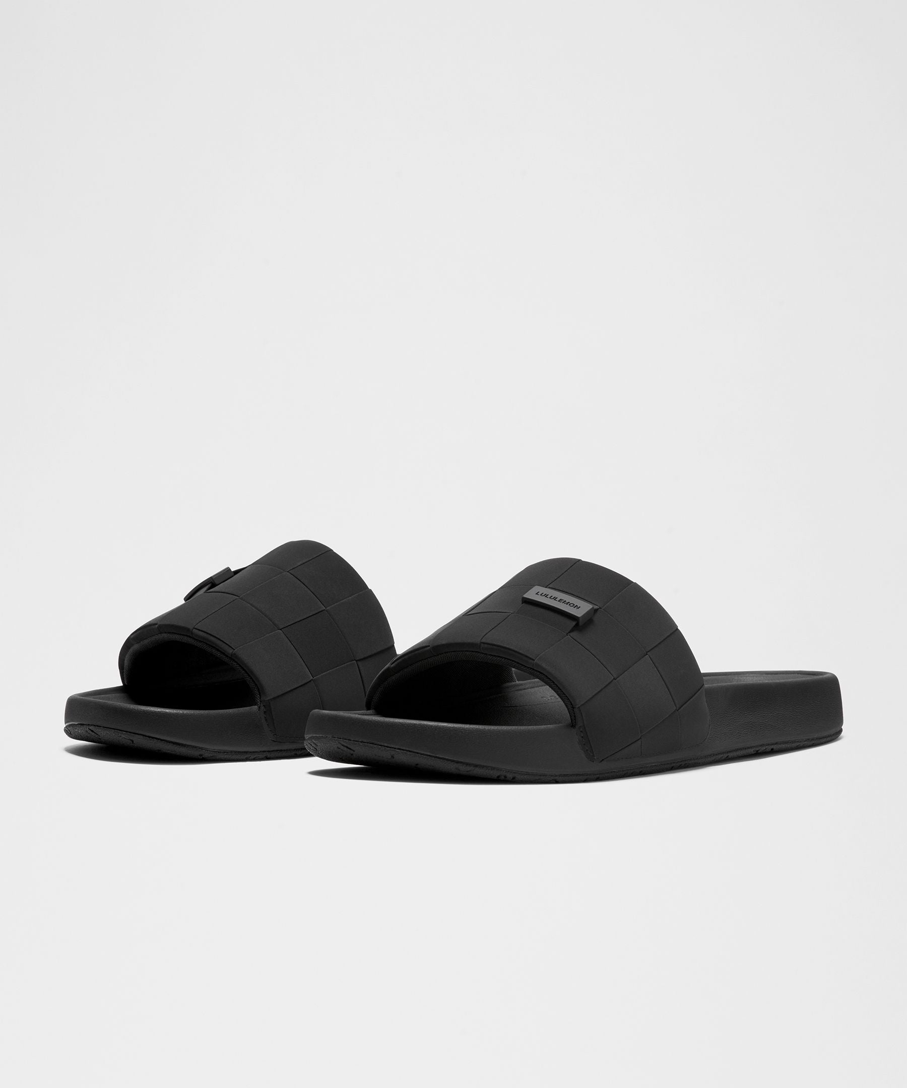Lululemon Men's Restfeel Woven Slide