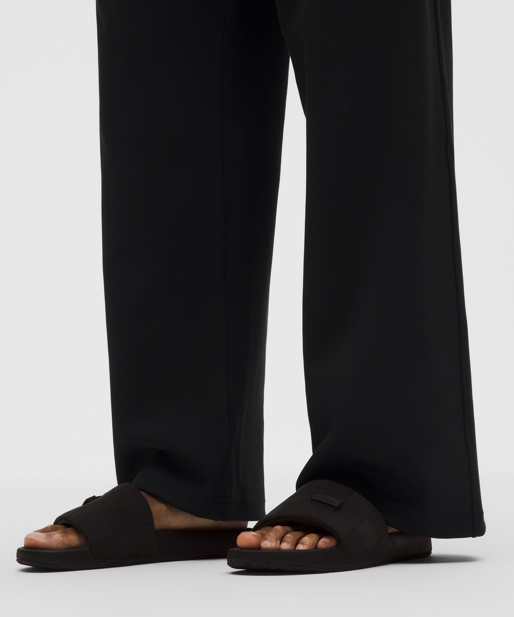 Lululemon Men's Restfeel Woven Slide
