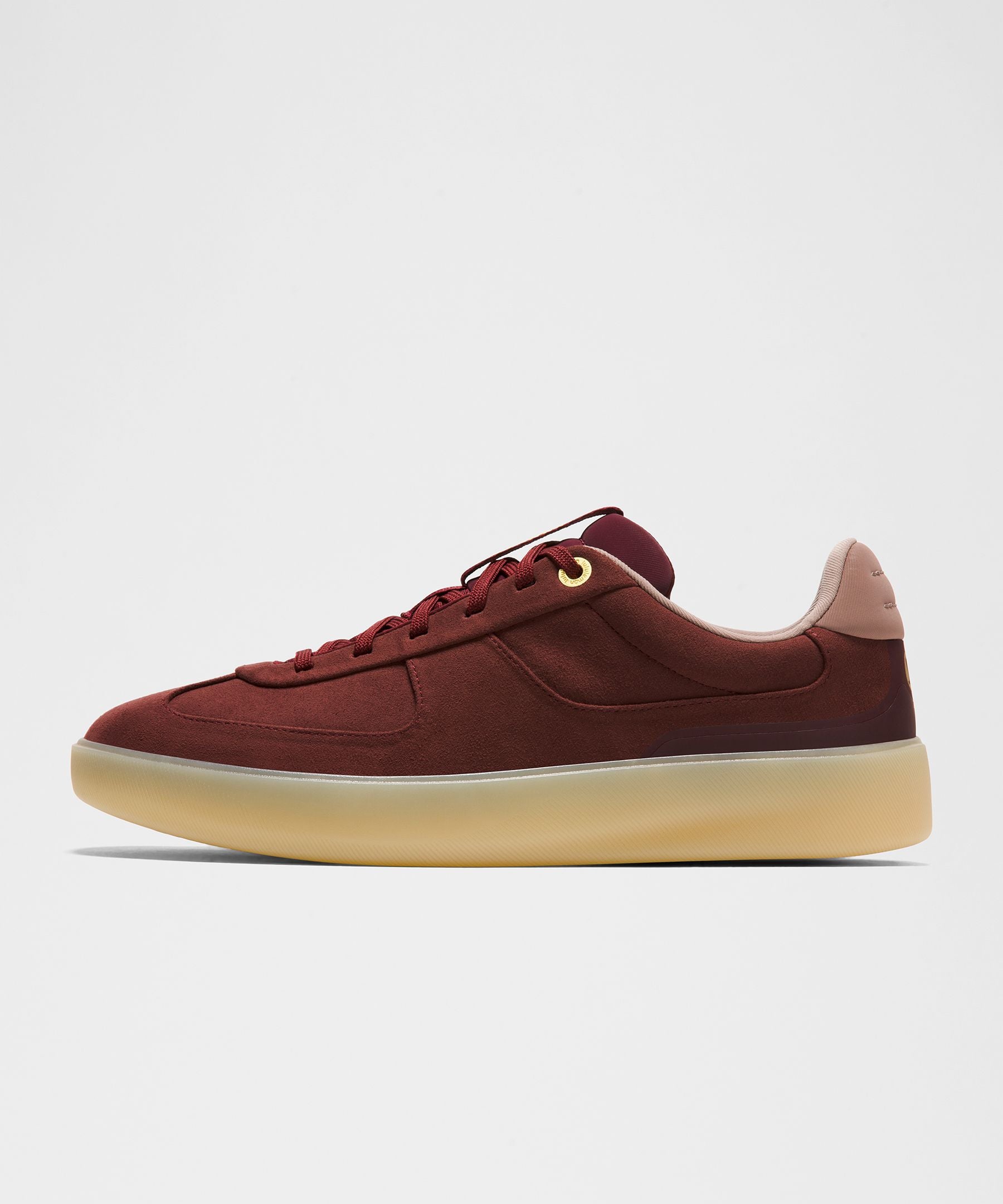 #color_burgundy-bay/golden-sand/ashen-rose