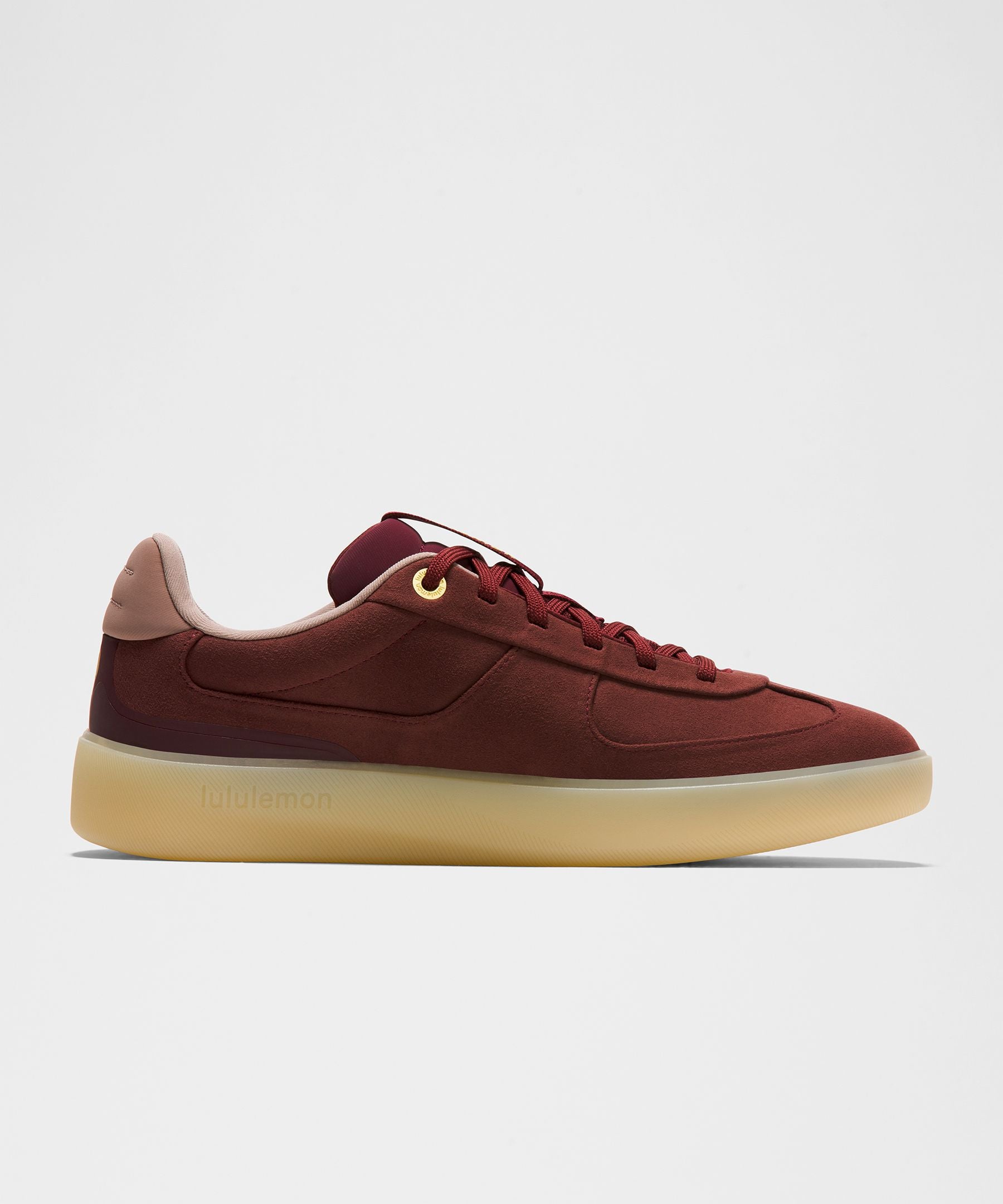 #color_burgundy-bay/golden-sand/ashen-rose