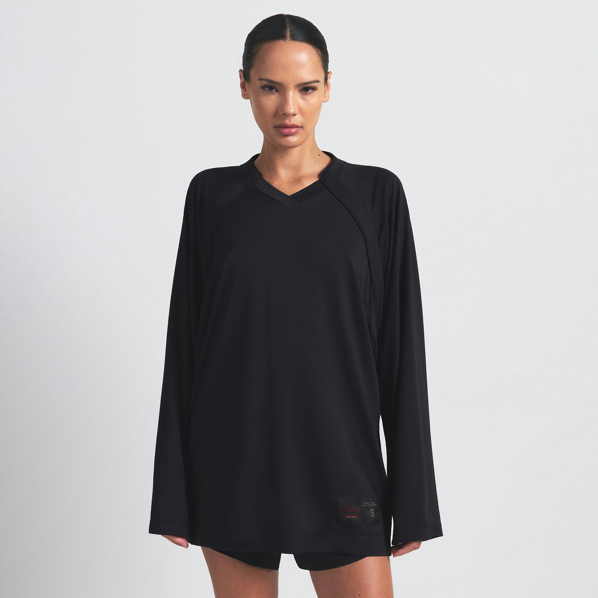 Skims Nikeskims Airy V-Neck Oversized Long Sleeve Top Obsidian