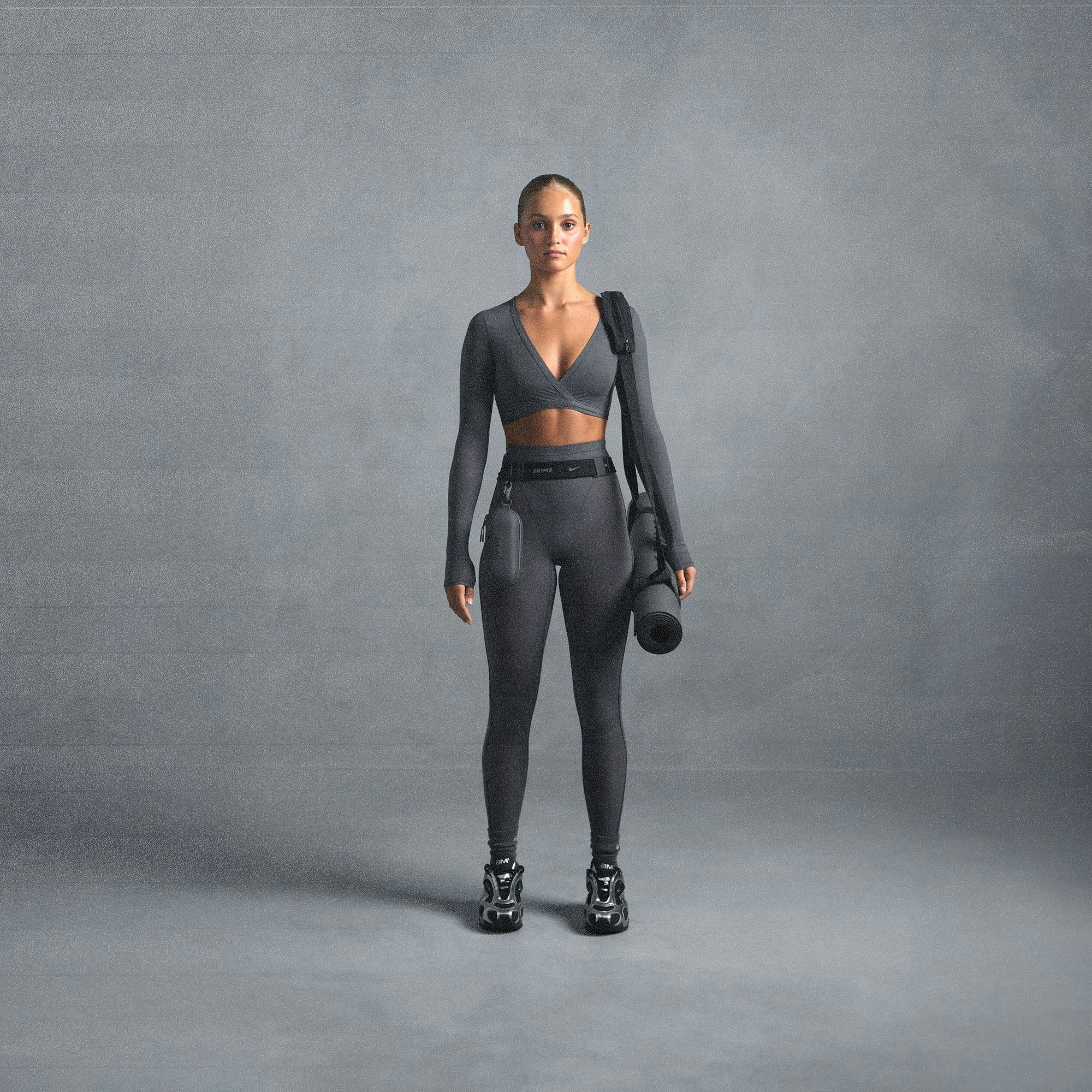 Skims Nikeskims Weightless Layers Wrap Top Lead